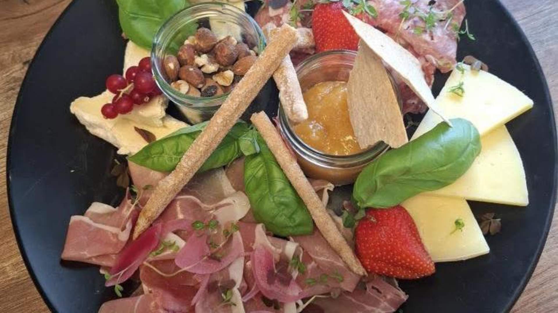 Rådhusgata spiseri & mer