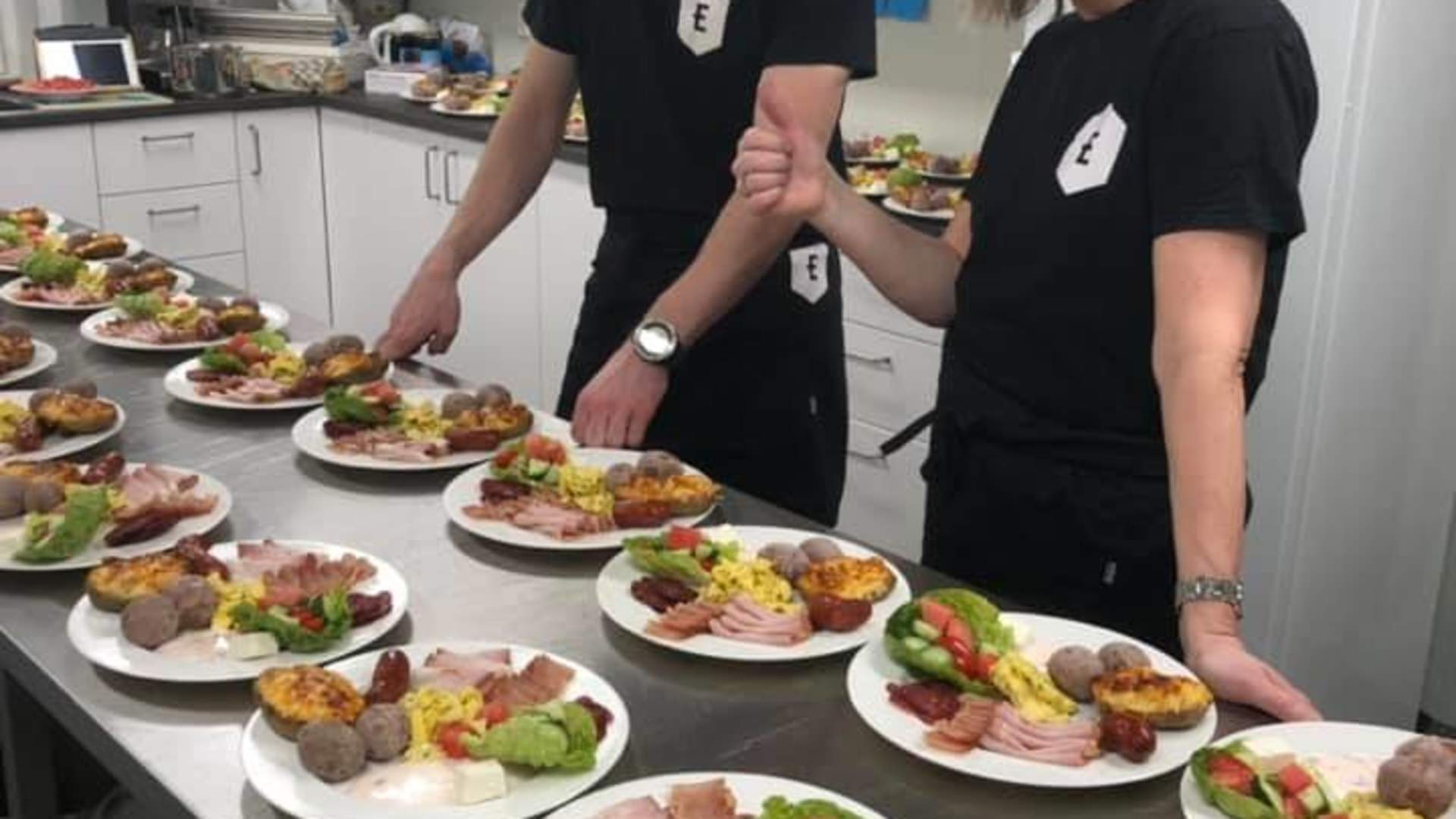 52843722_1221572754687022_950345141548220416_n