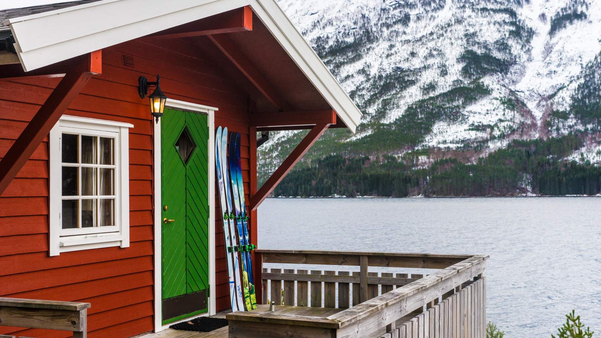 Kjørnes Camping og Fjordhytter