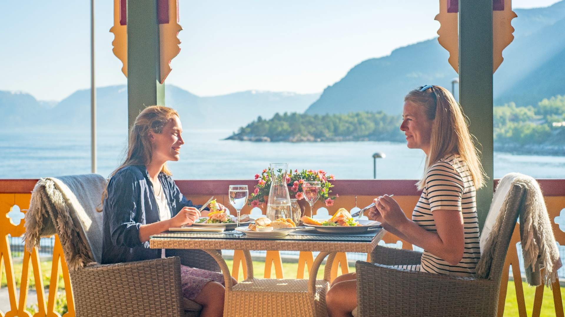Lavik Fjord Hotel Restaurant