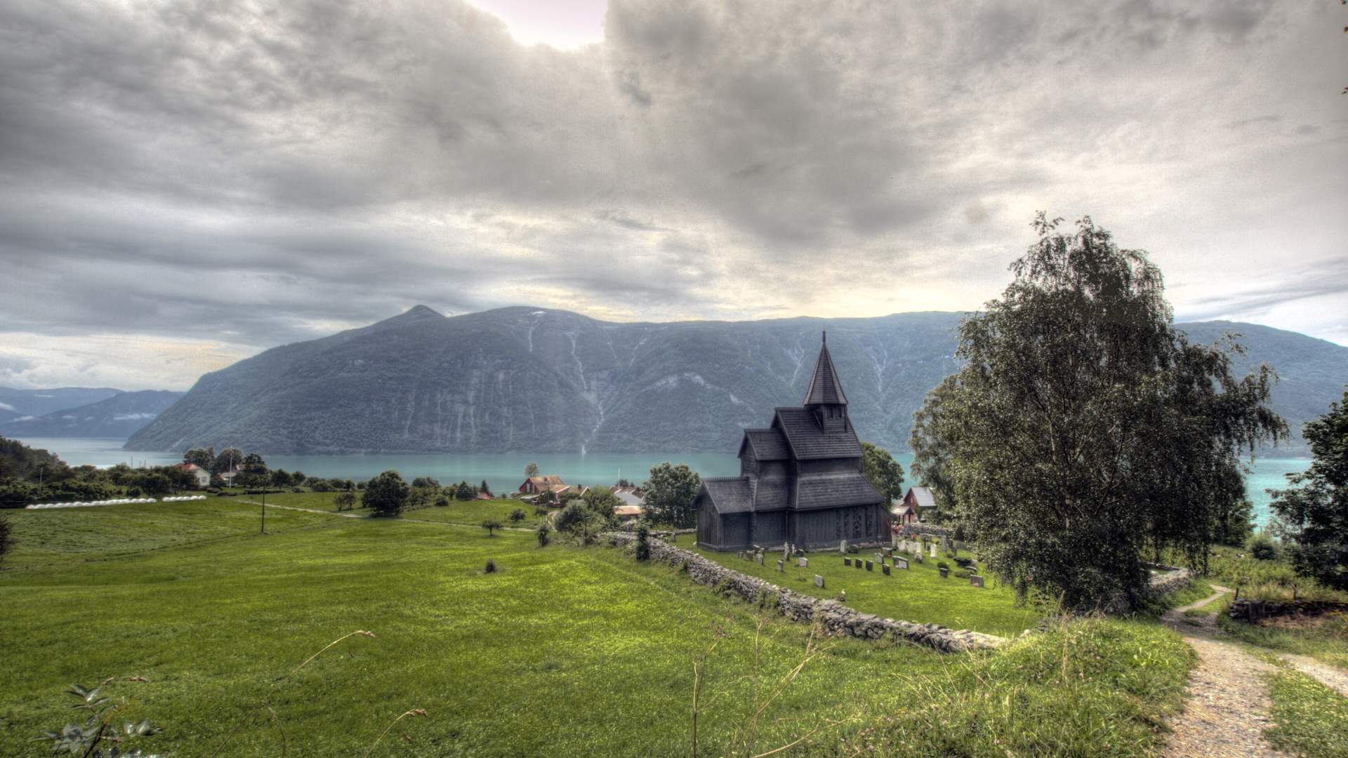 Urnes stavkyrkje