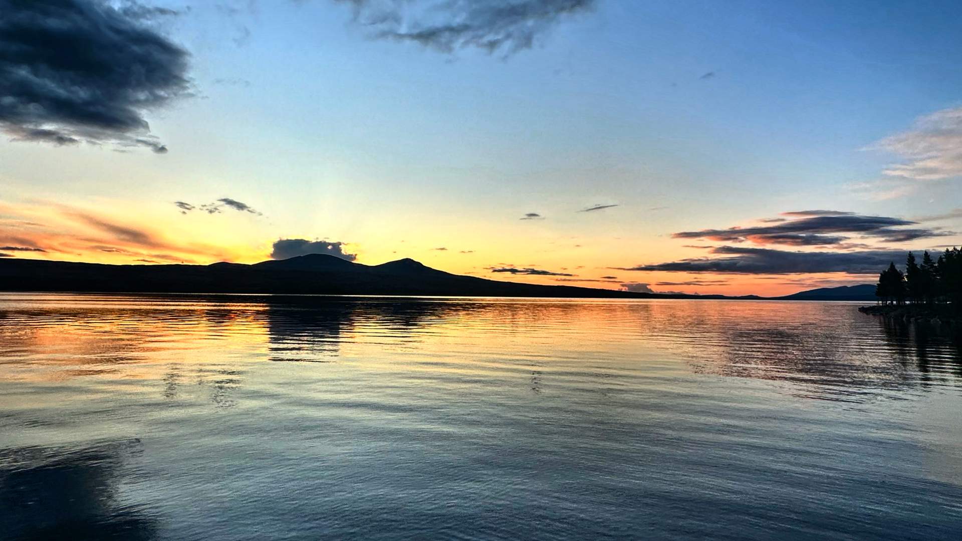 Solnedgang fra brygga på Haugen