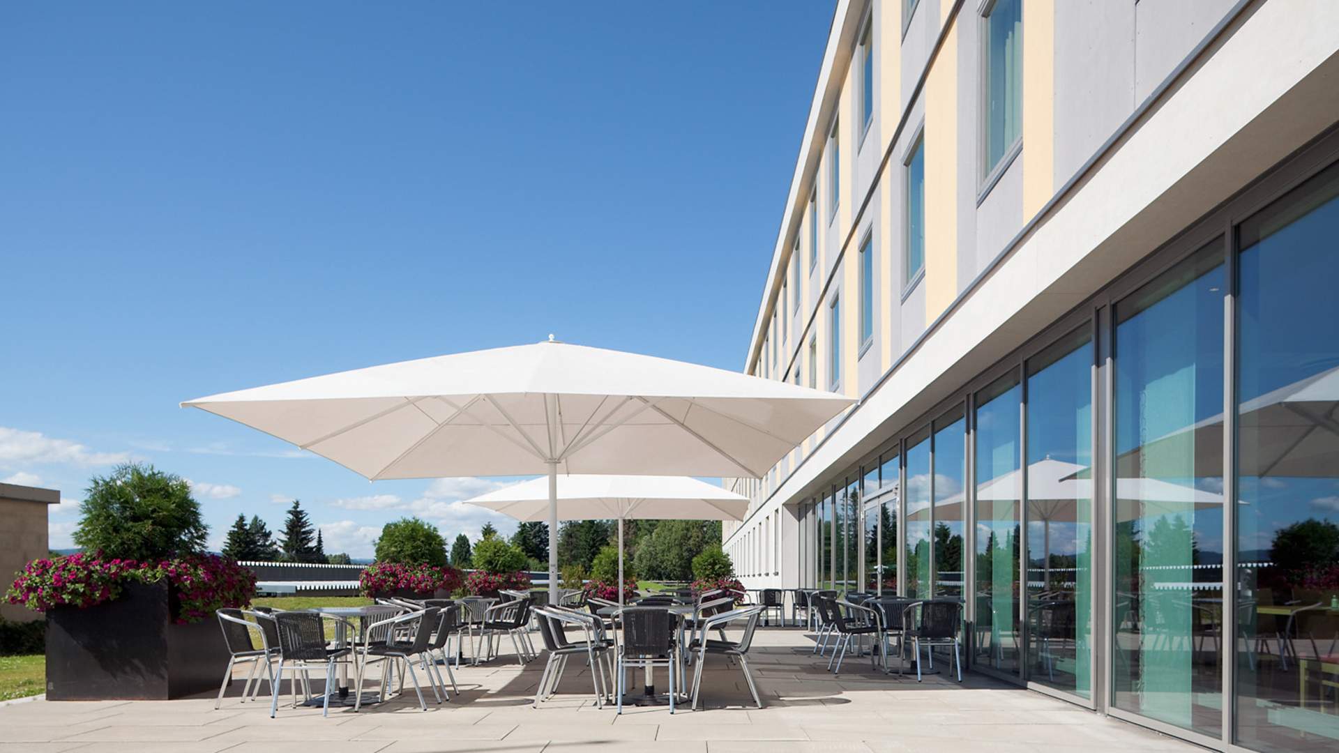 Best Western Plus Oslo Airport Gardermoen Airport Hotel møbler utvendig