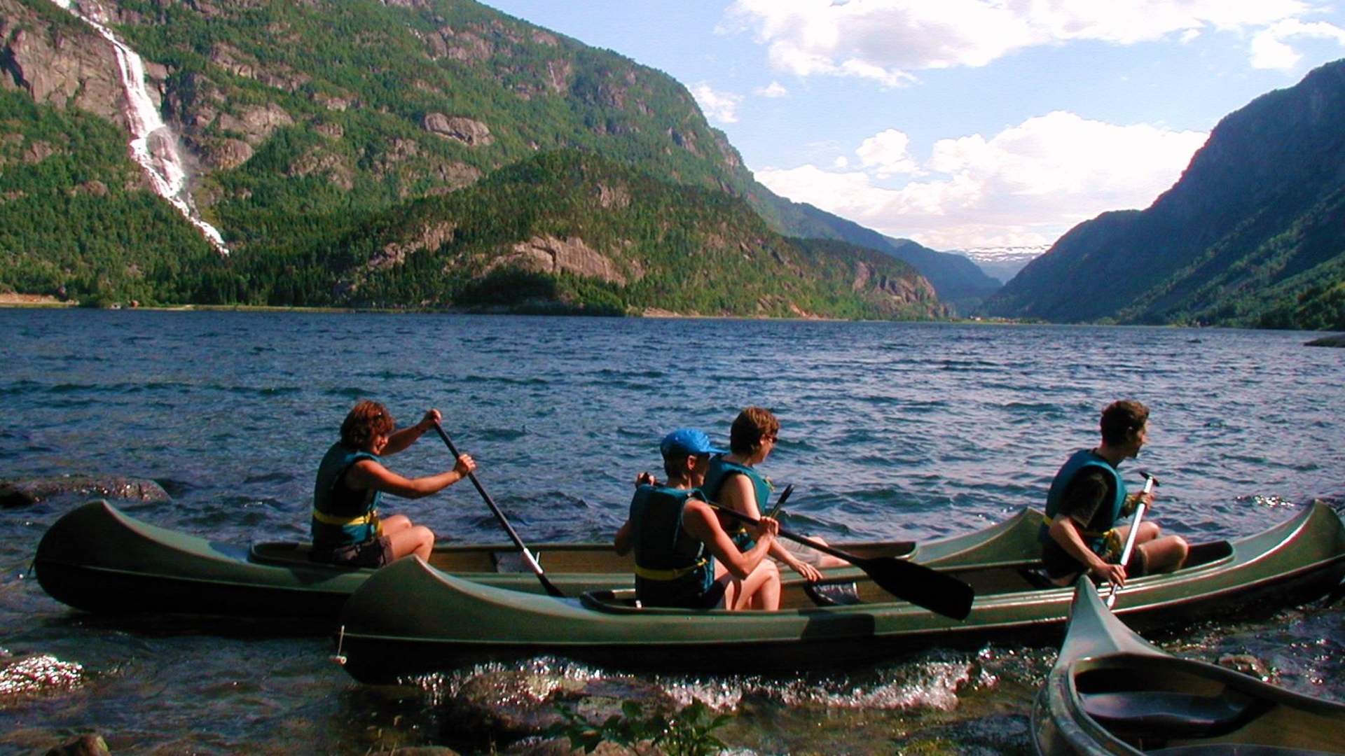 Kanopadling på Sandvinsvatnet