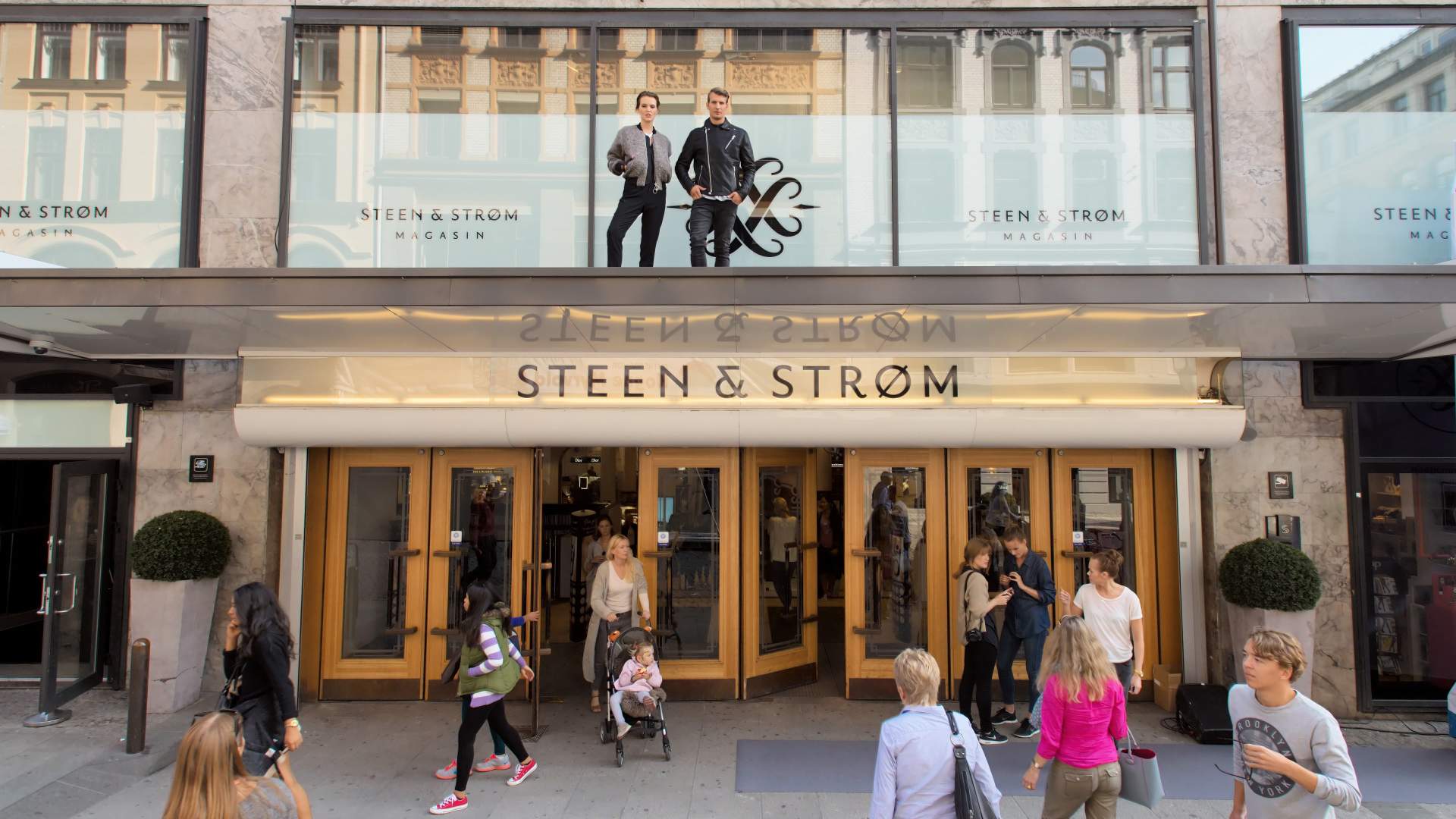 Steen & Strøm 1