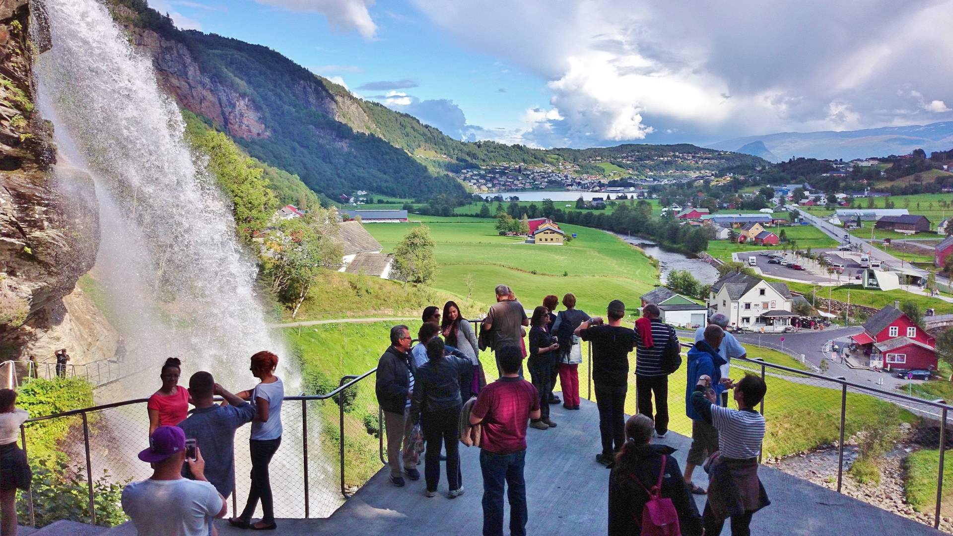 Utsiktspunkt Steinsdalsfossen