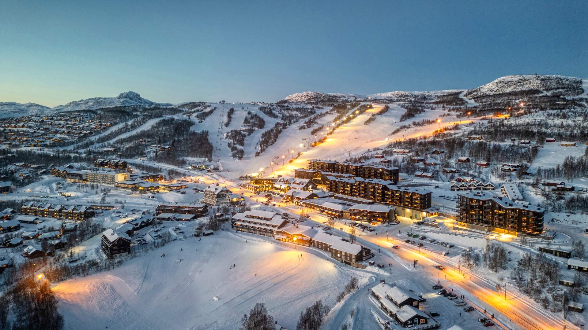 Beitostølen Vinter opplyst_Beito Resort