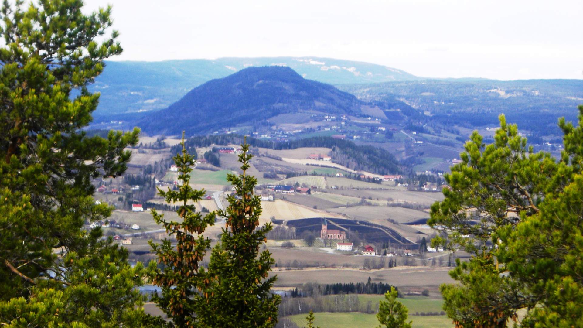 Brandbukampen_from_Sølvsberget