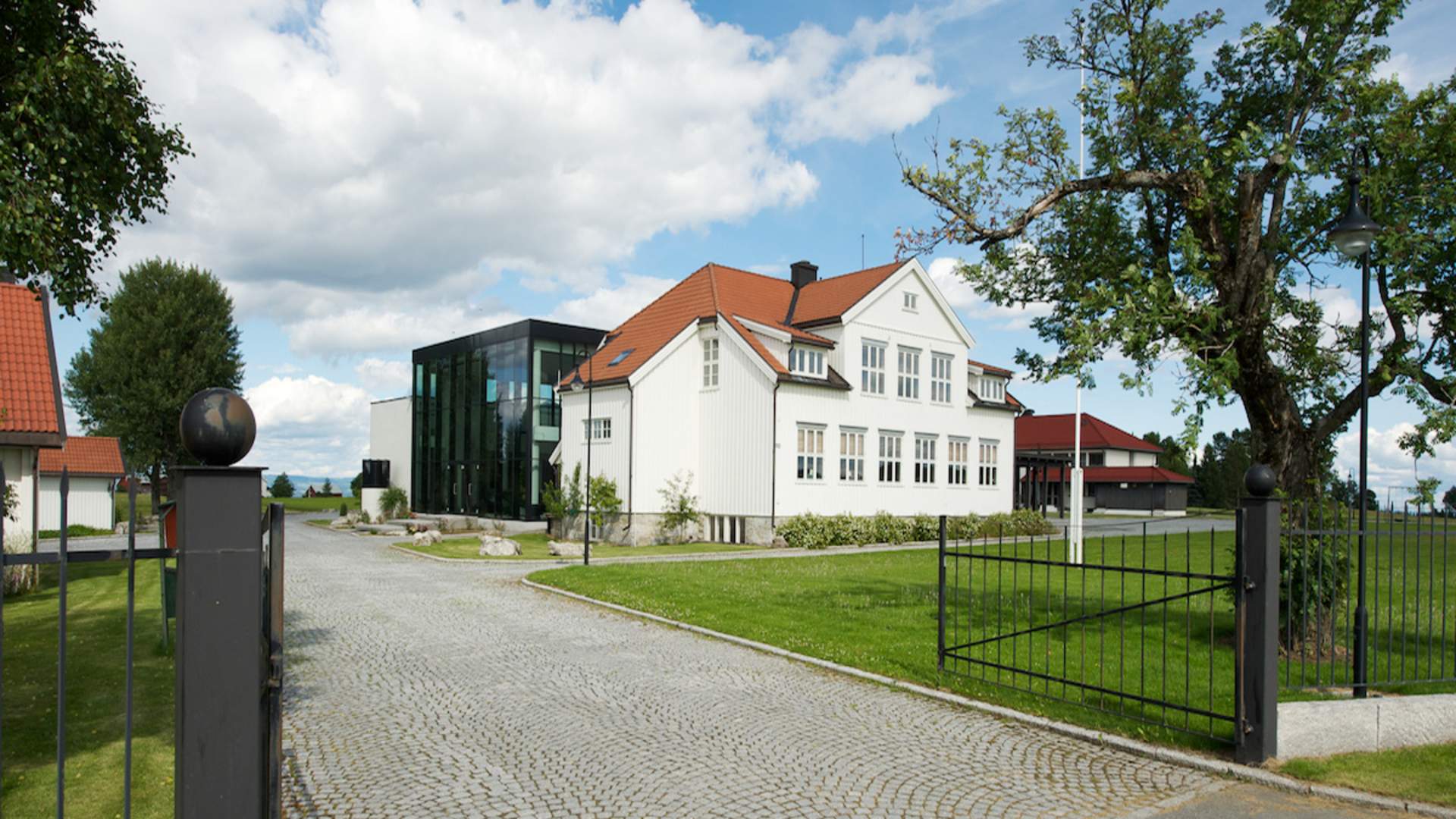 Elton, Hovedport - Svane Apartments