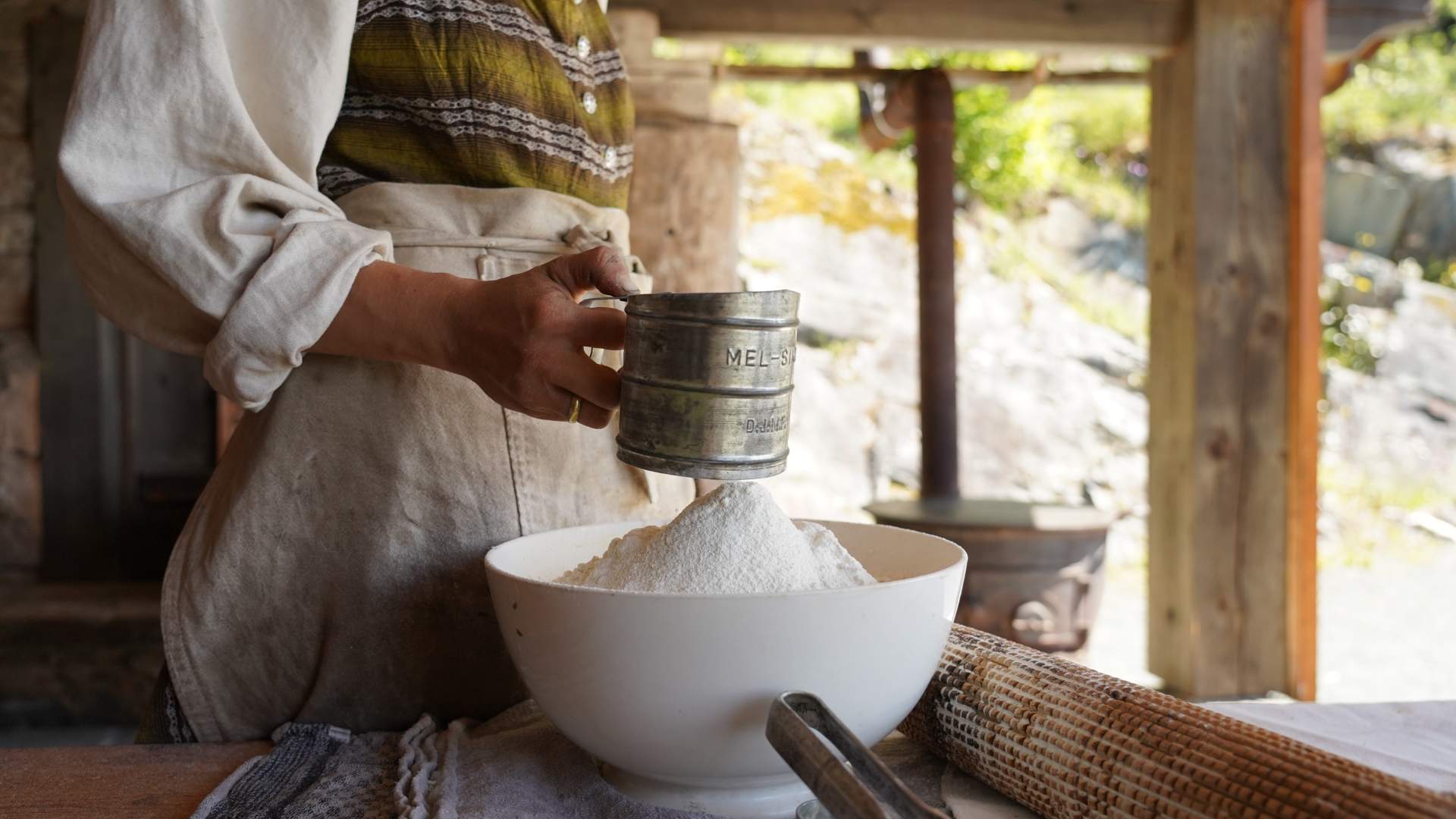 Lefsebaking med museumsbøndane