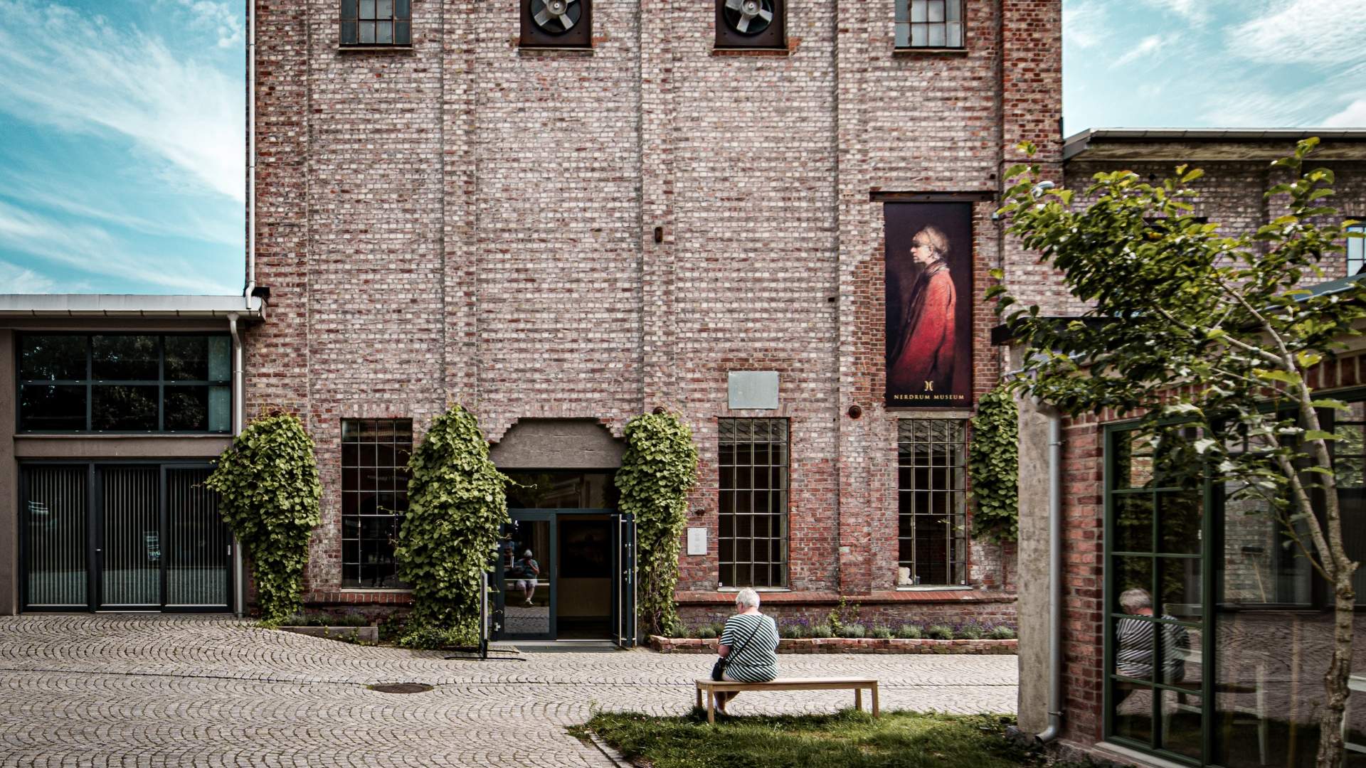 Nerdrum Museet Ute