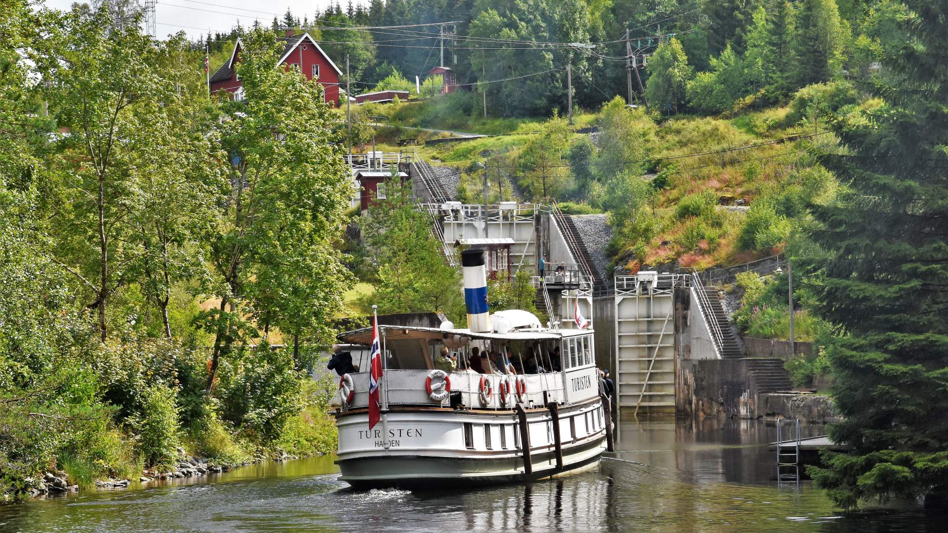 D/S Turisten i Brekke Sluser