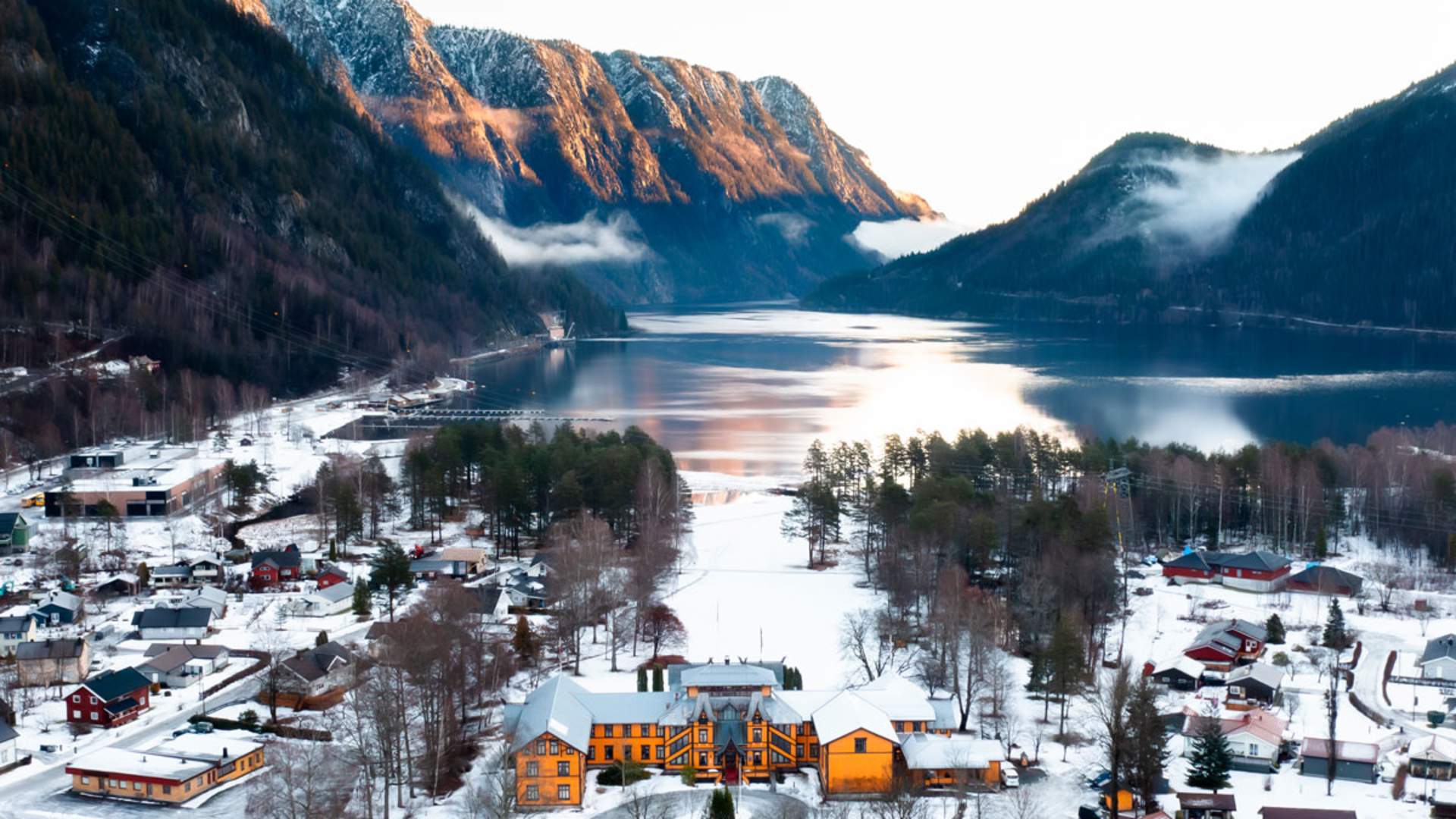 Dalen-Hotel_Sunrise-winter-dalenhotel