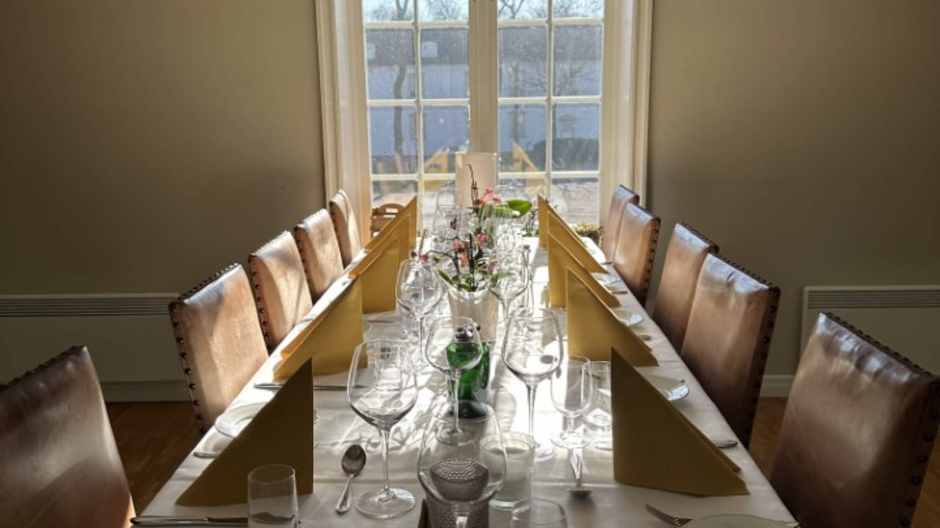 Dekket bord - Borregaard hovedga°rd