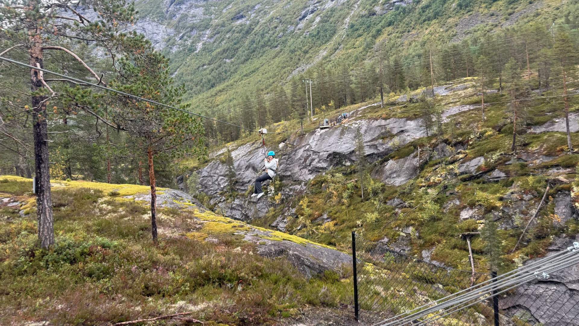 SkyRavn Zipline - IceTroll