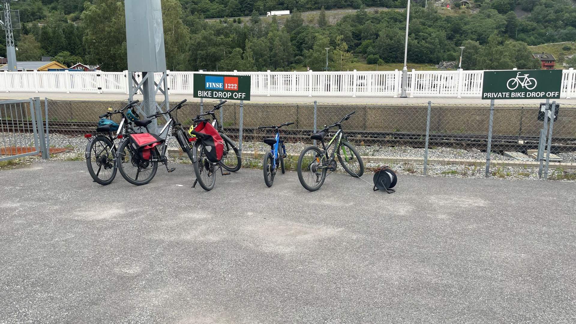 Hotel Finse 1222 - Bike Drop Off