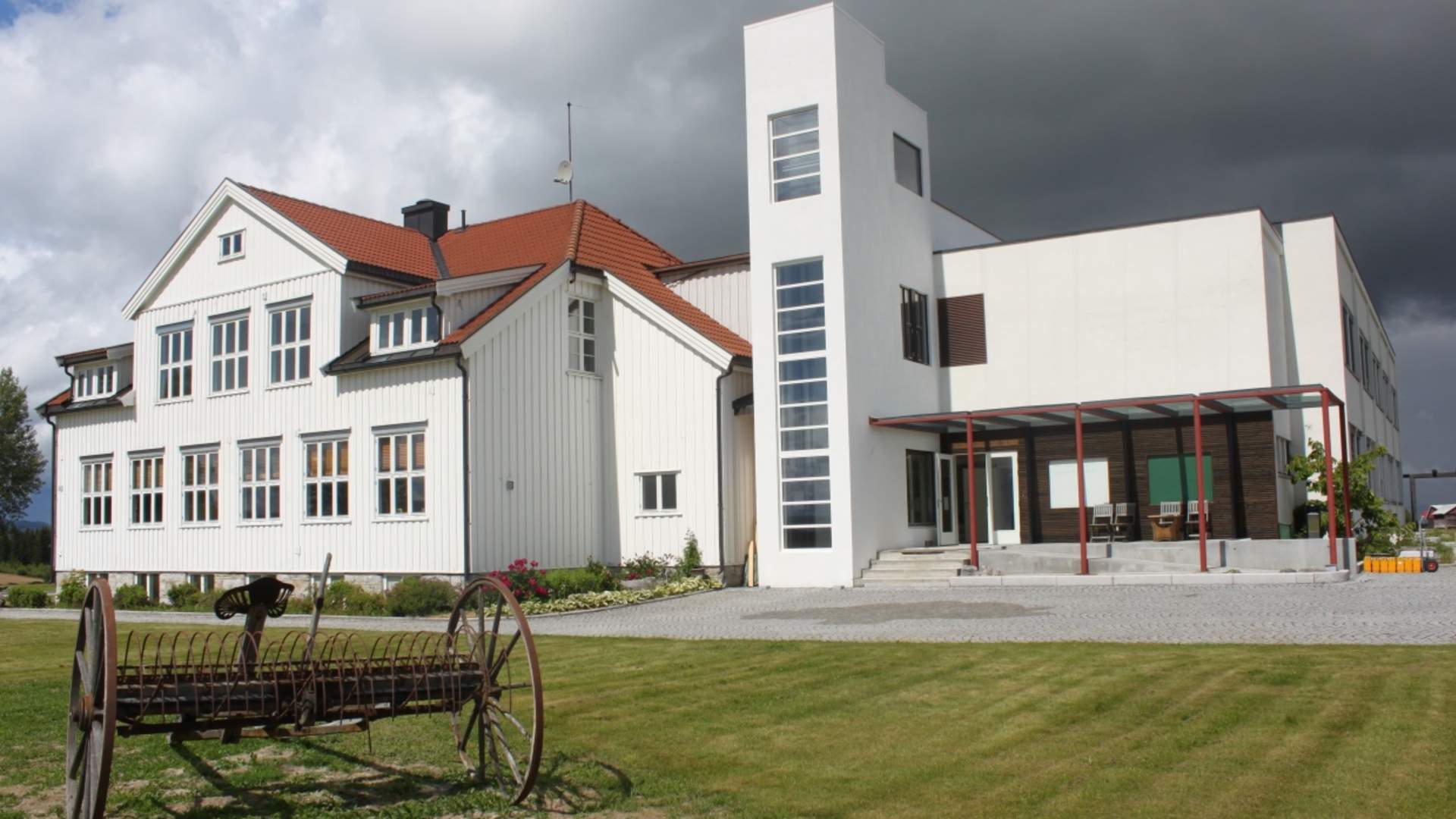 Elton Aparthotel