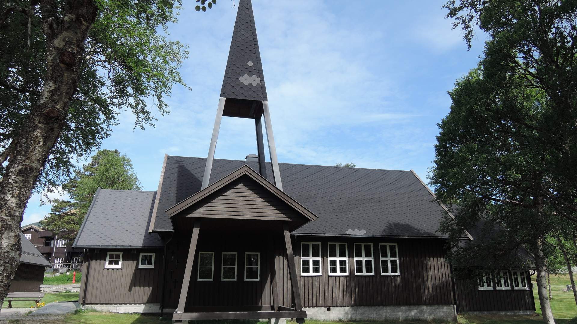 Fjellgardane kyrkje