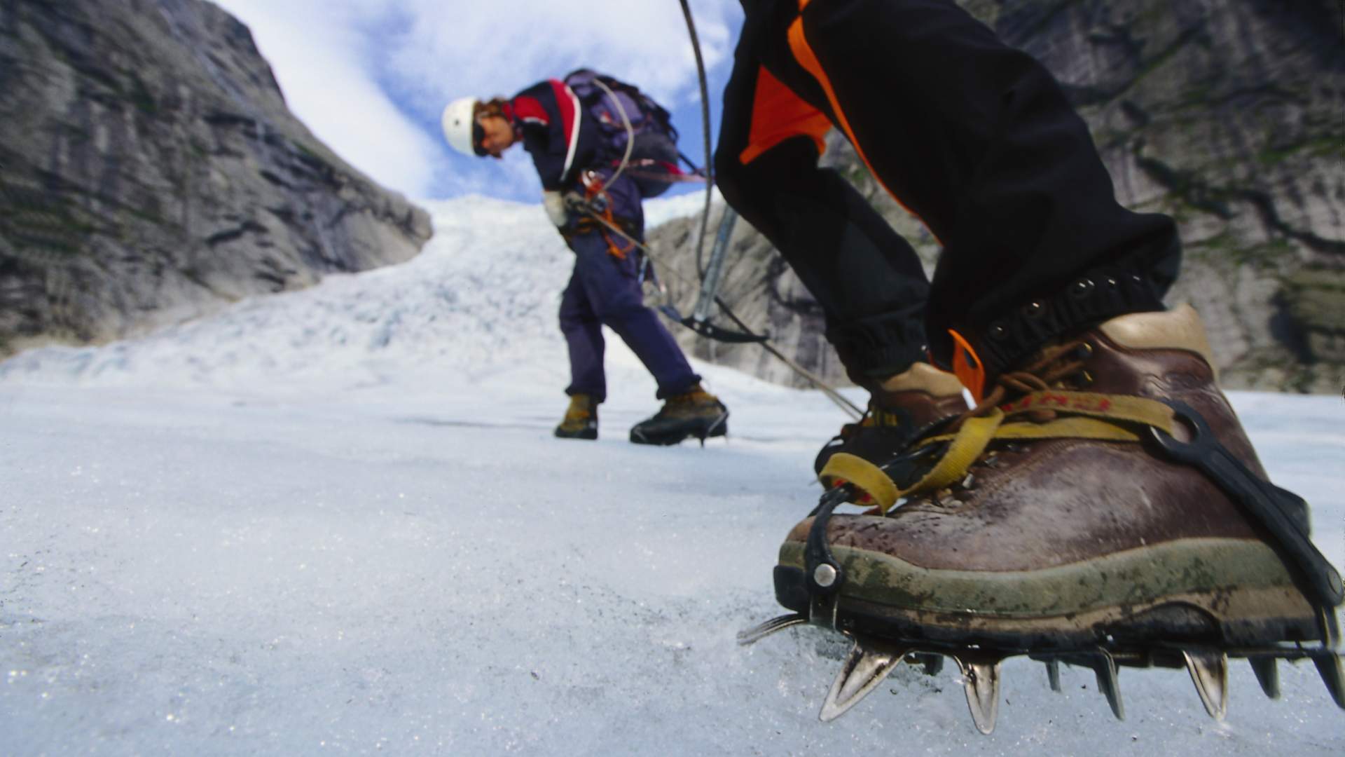 Kayaking on Nigardsbrevatnet and hike on Nigards Glacier