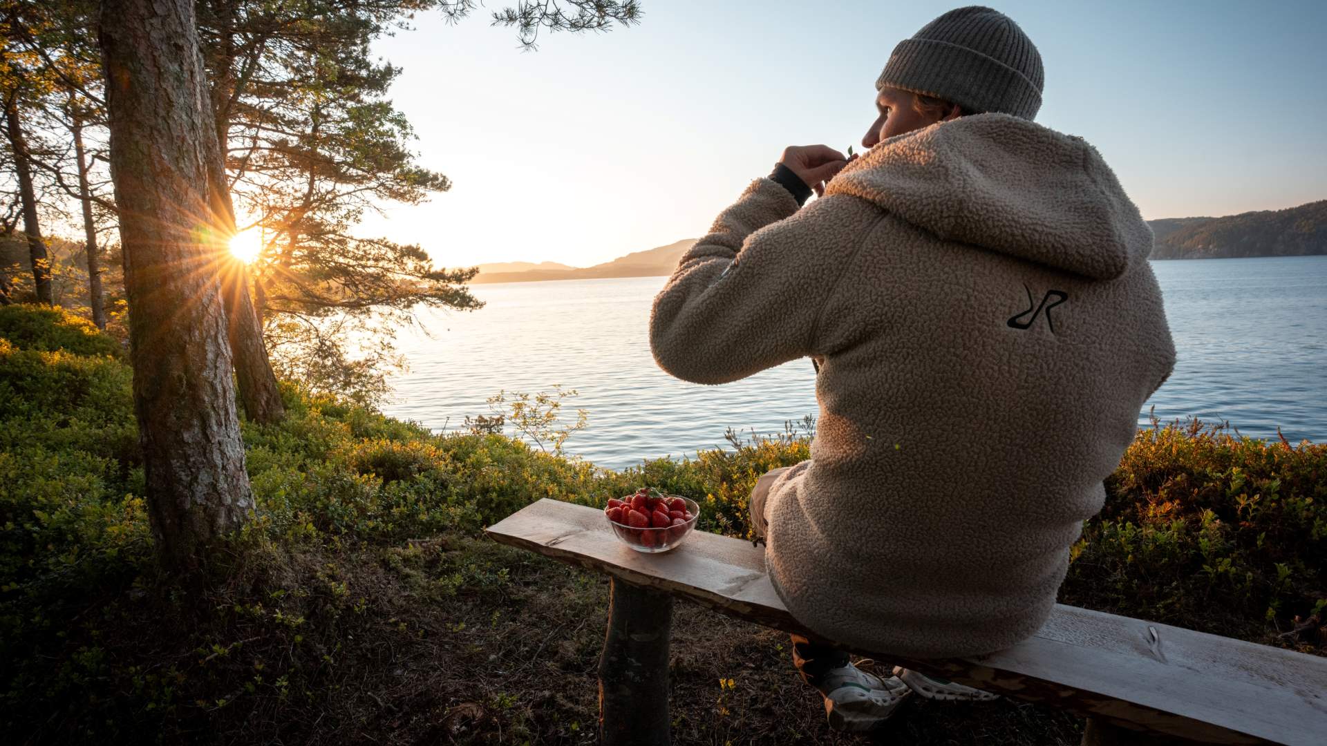 Furiholmen_Sunset_Bench