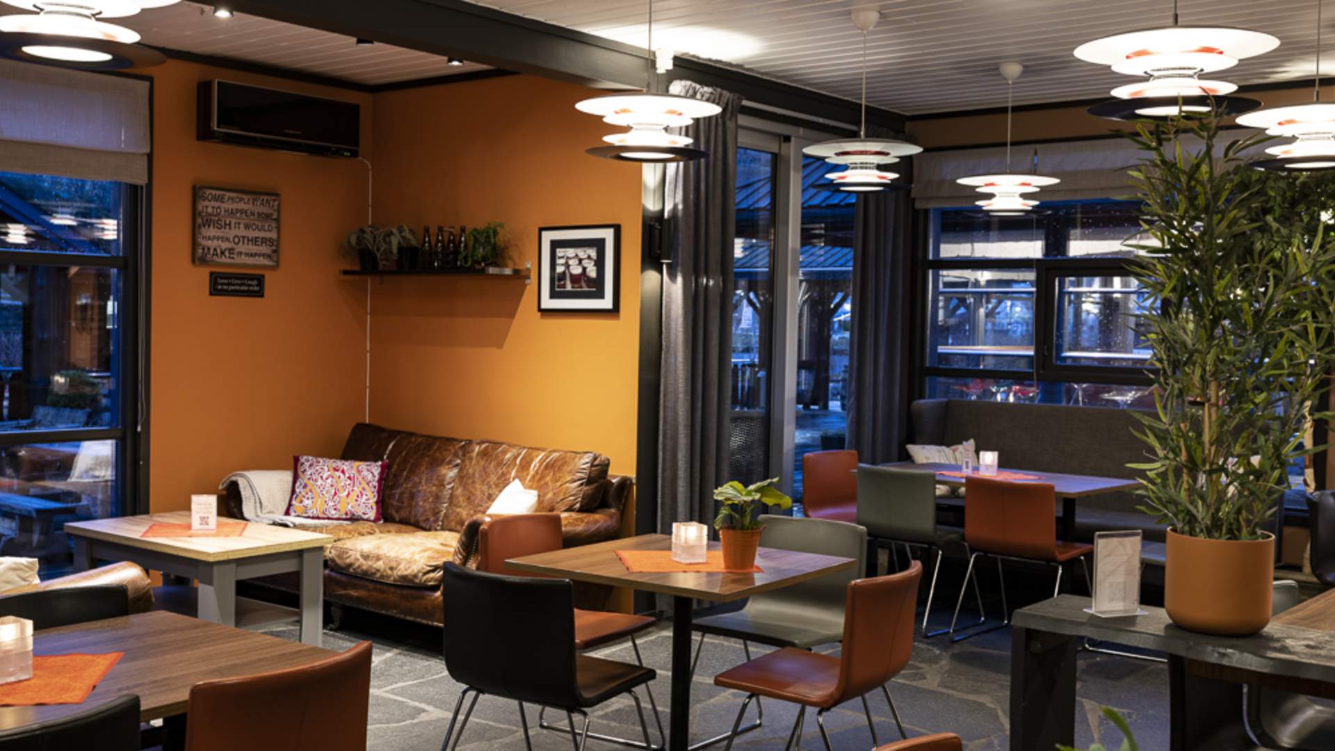 Furukroa Cafe