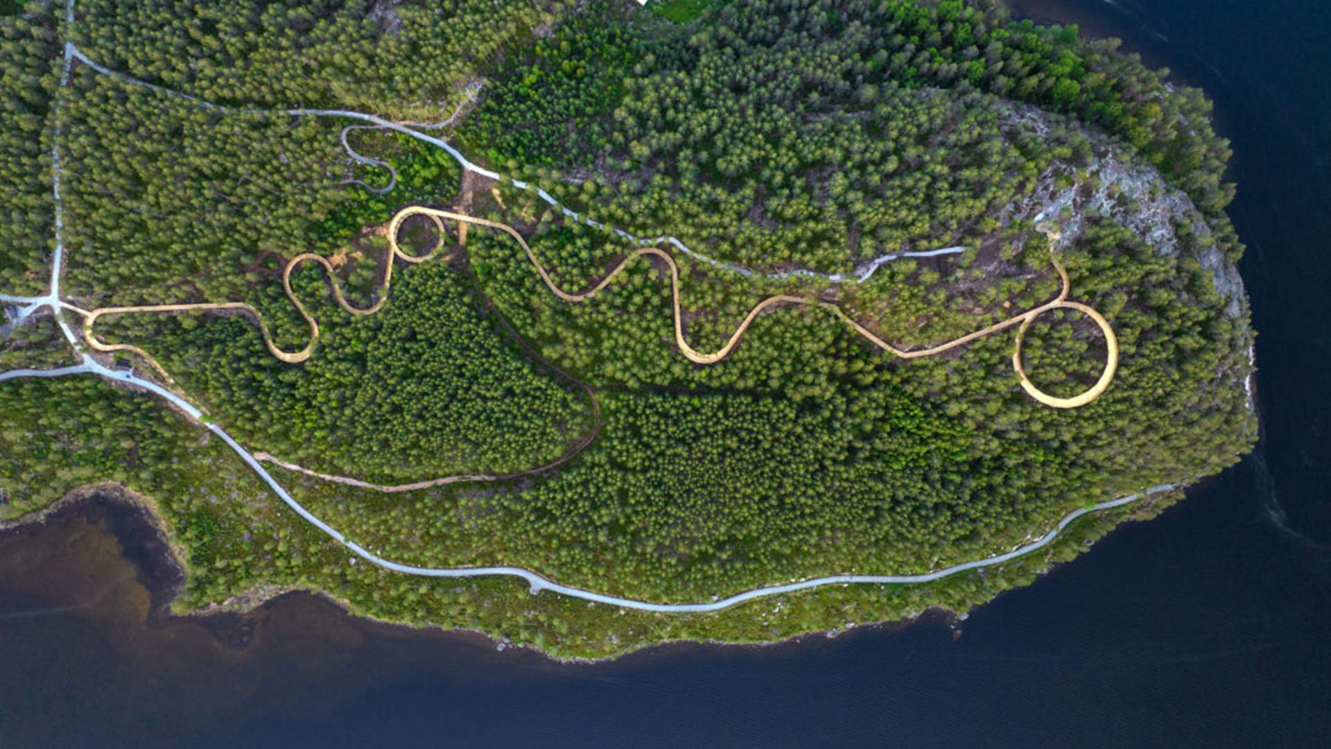 Fyresdal_sommer_Yngve-Ask_dronebilde-av-Hamaren_1000x749