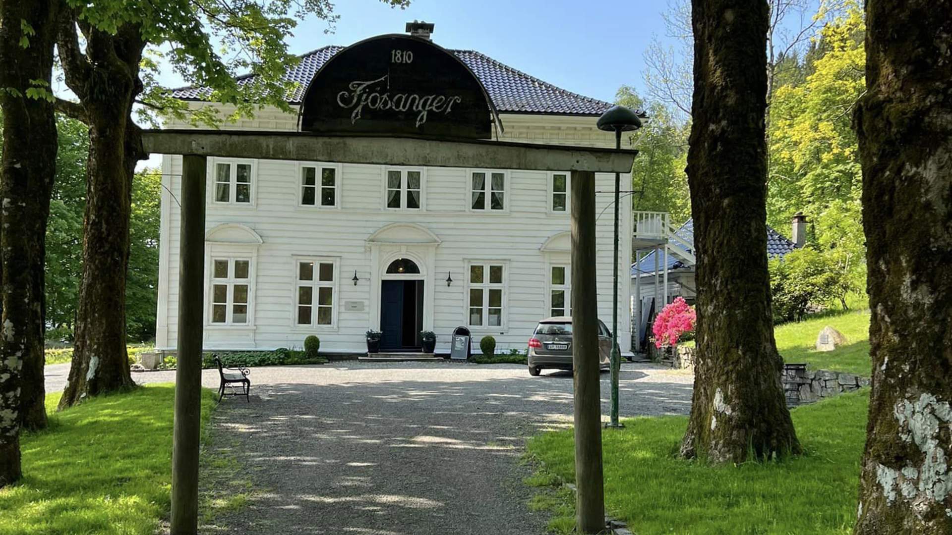 BODIL HEGGØ  |  Fortellinger om lys