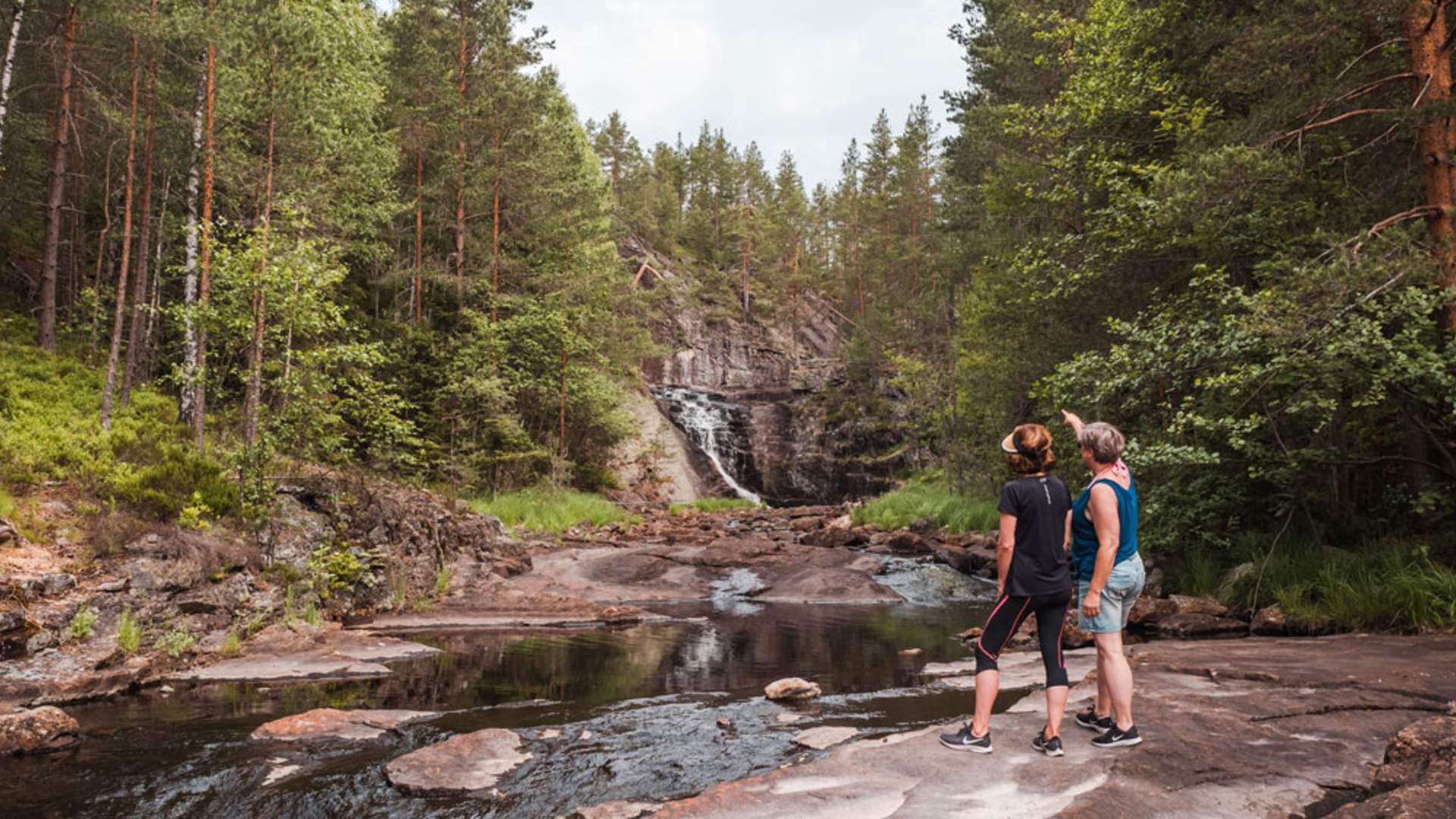 Garvannsfossene andre foss turister