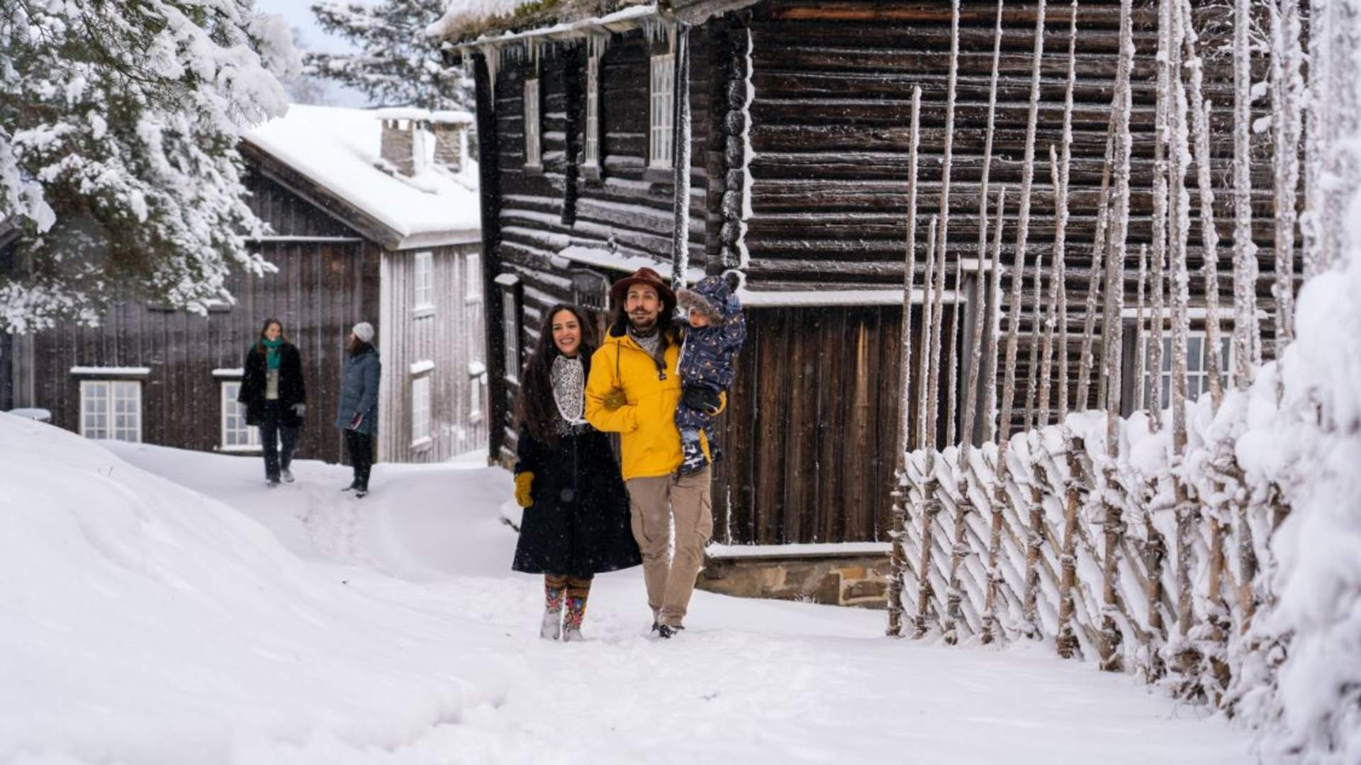 Hadeland Folkemuseum_vinter_Skigard_Familiepåtur_Foto_Visit_Innlandet_HH_WEB