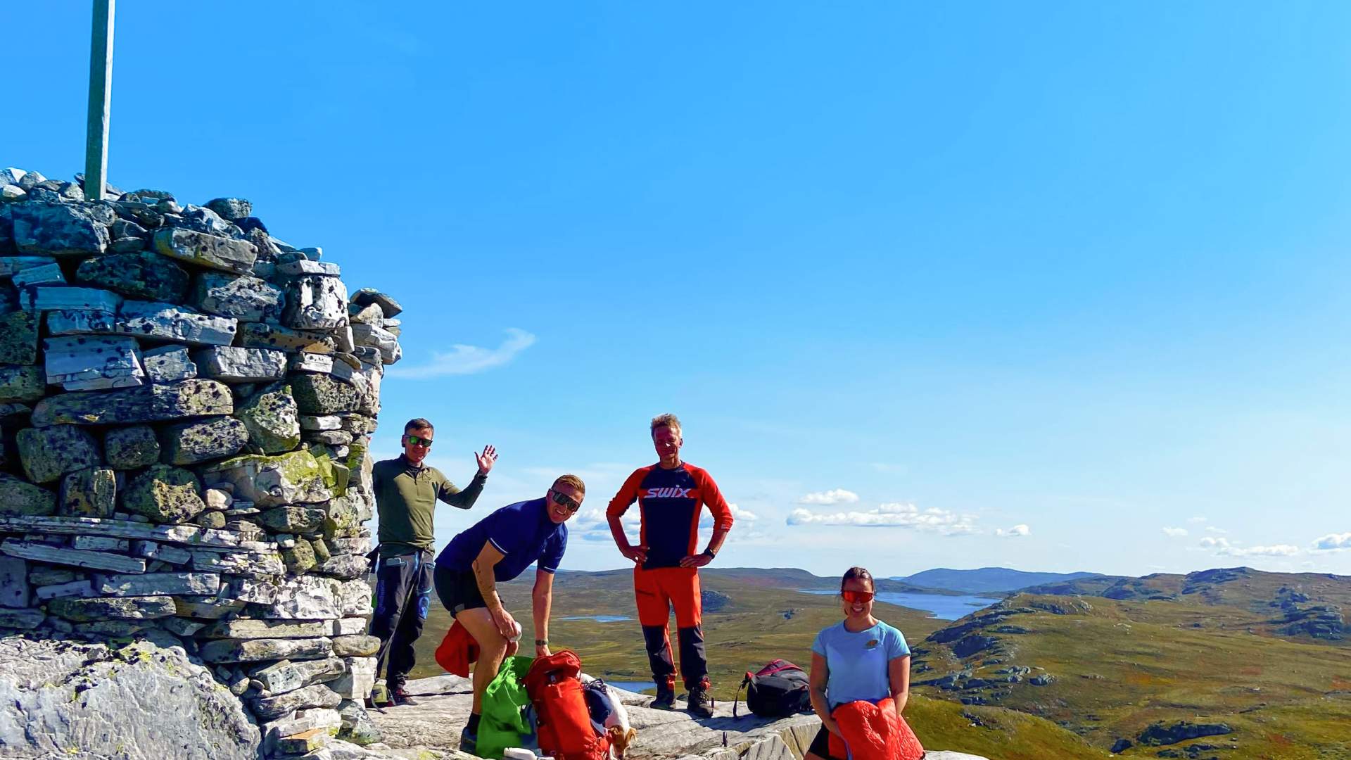Happy hikers on Hallingnatten.