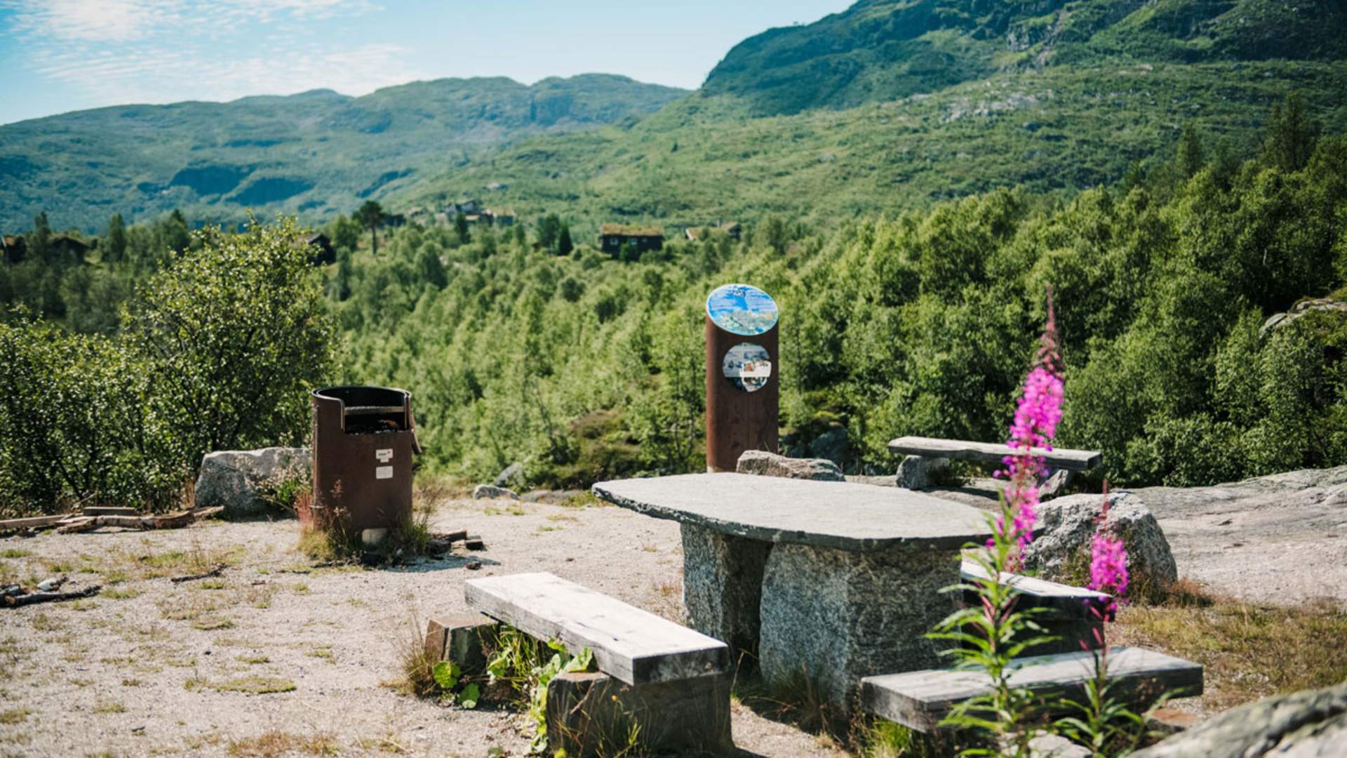 Haukeli_sommer_Vasseventyret_piknikplass