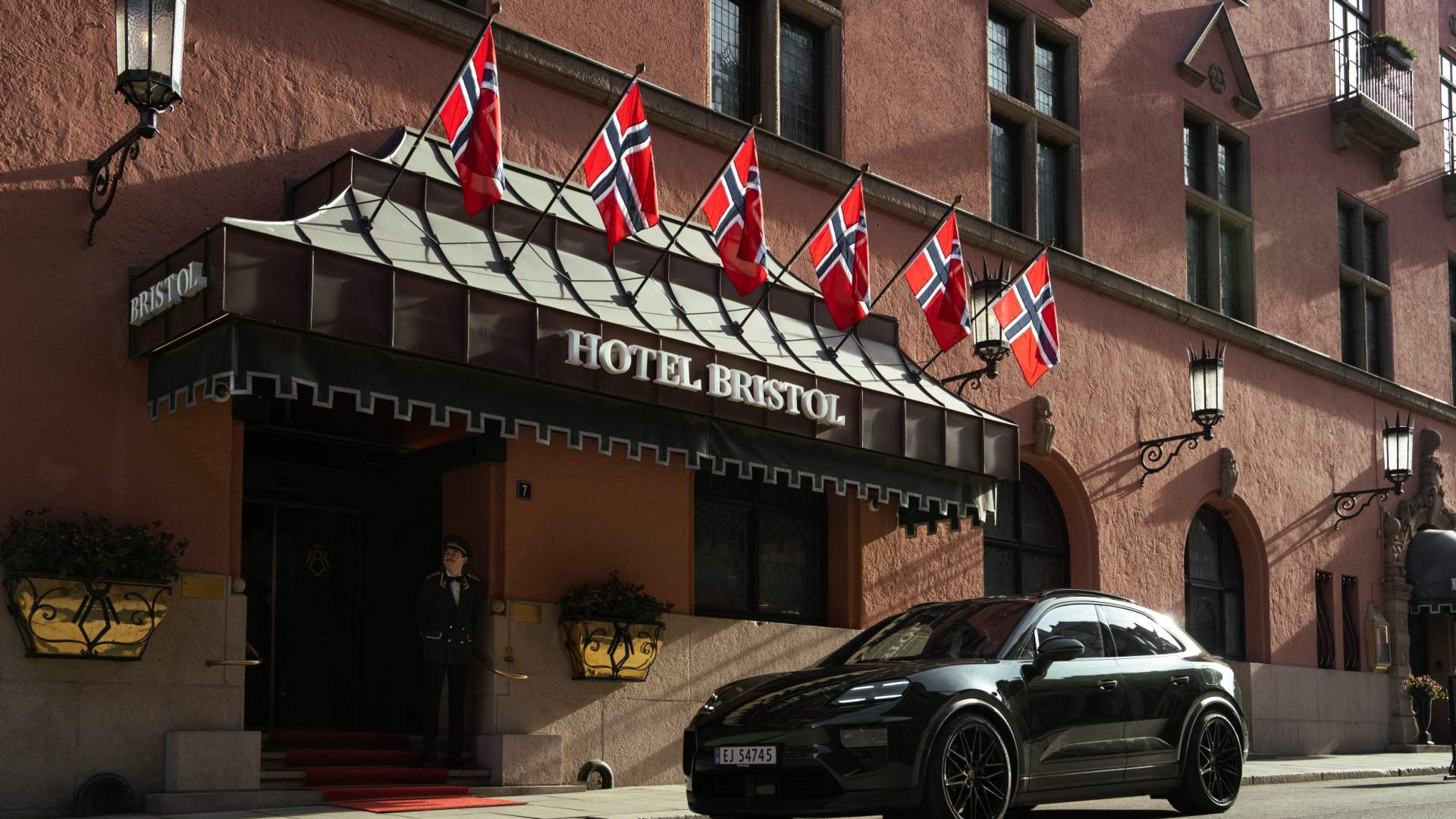 Hotel-Bristol-Garasje (2)