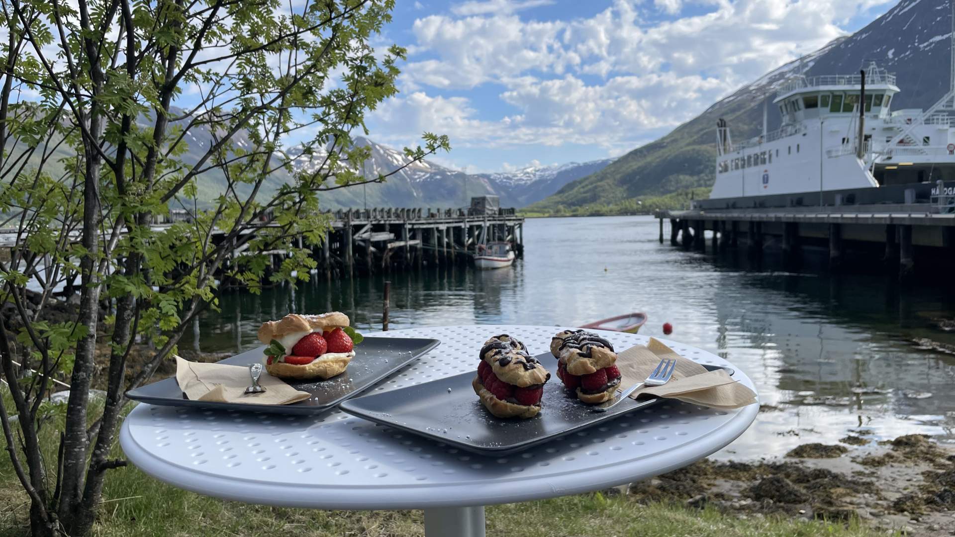 Deilig matbit Refsnes Matglede