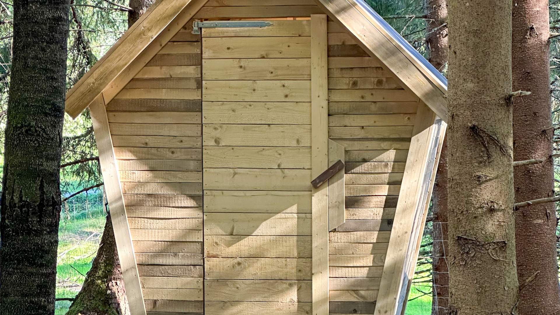 Blåbæret, Den store lille gården, Indre Østfold