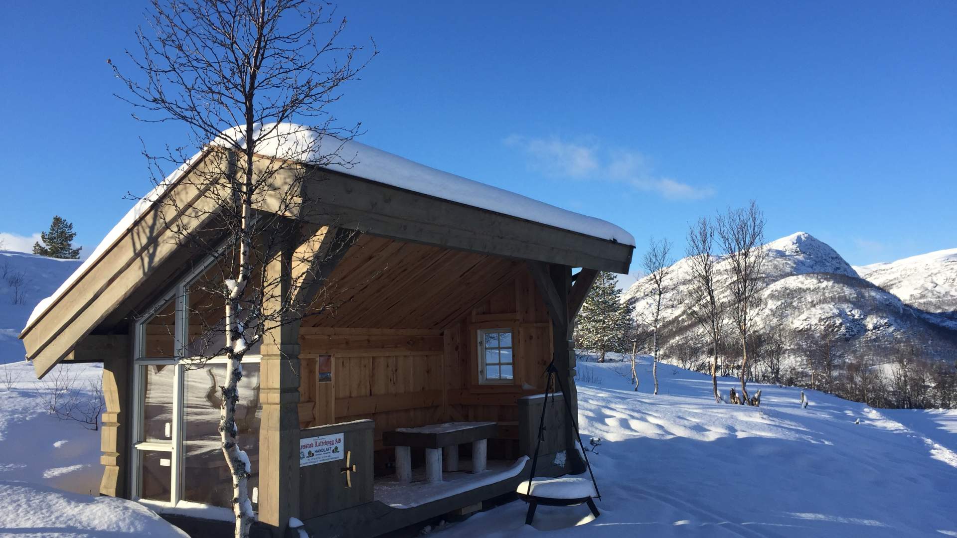 Gapahuk på Otrosåsen, 858 moh.