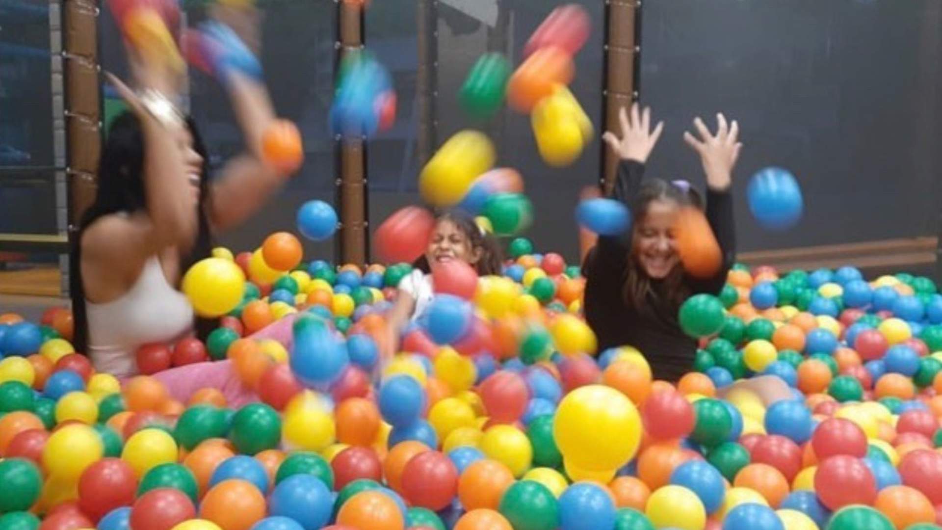 Amigos Playland