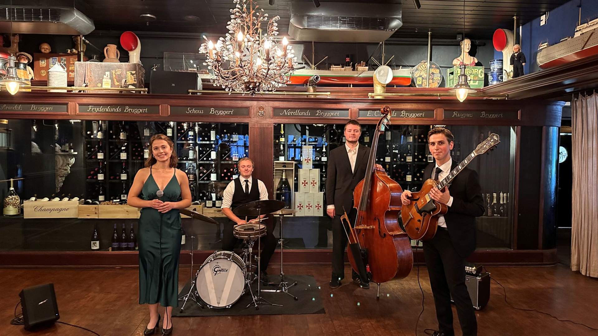 Romslo Entertainment 11