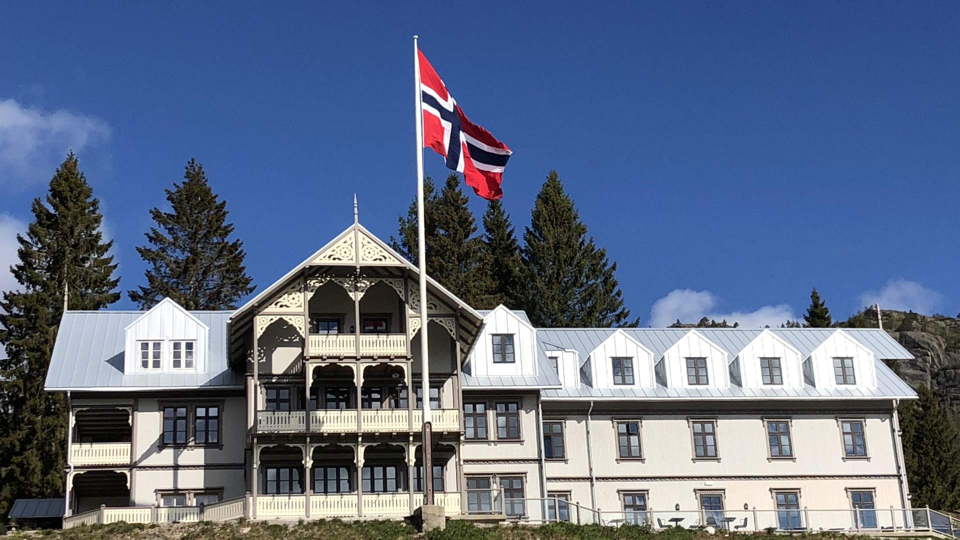 Eikerapen Gjestegard