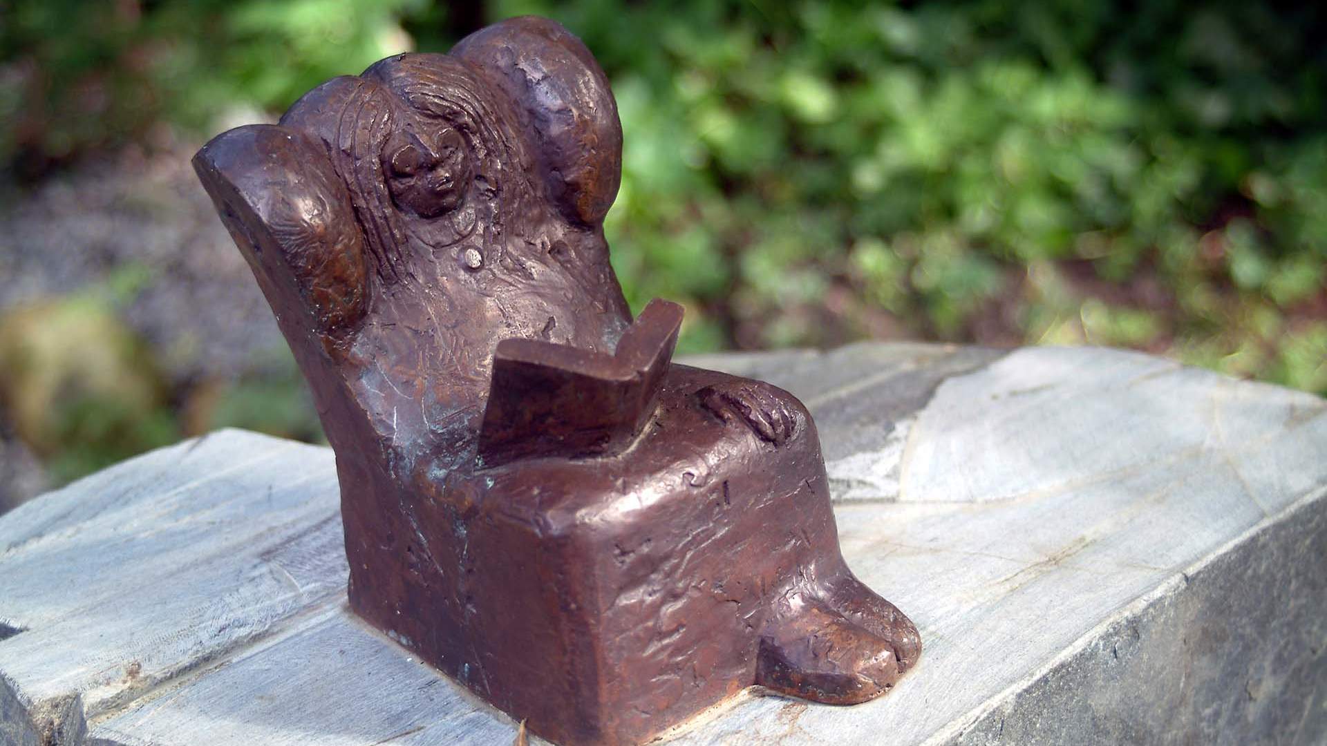 Inderøy Muustrøparken Foto Visit Innherred Nils Aas statuer Utvendig Sommer (4)