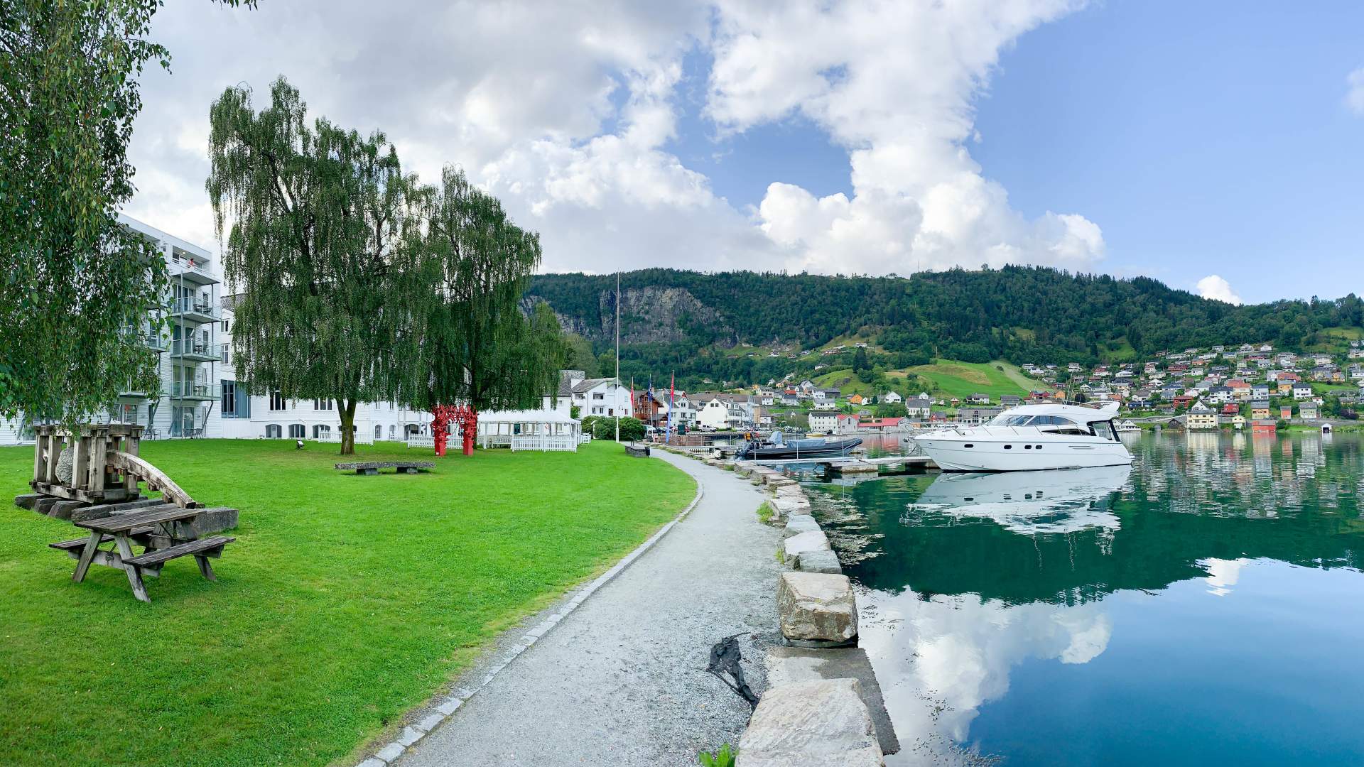 Iselina Bella in Norheimsund