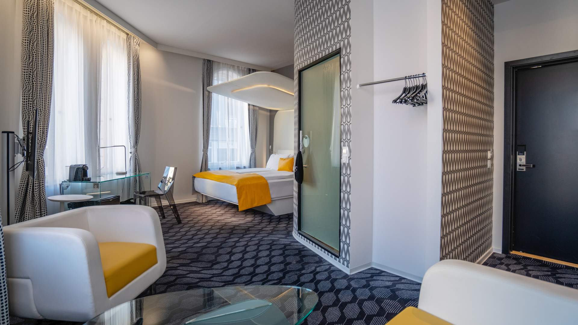 KO_JS_203_room_4