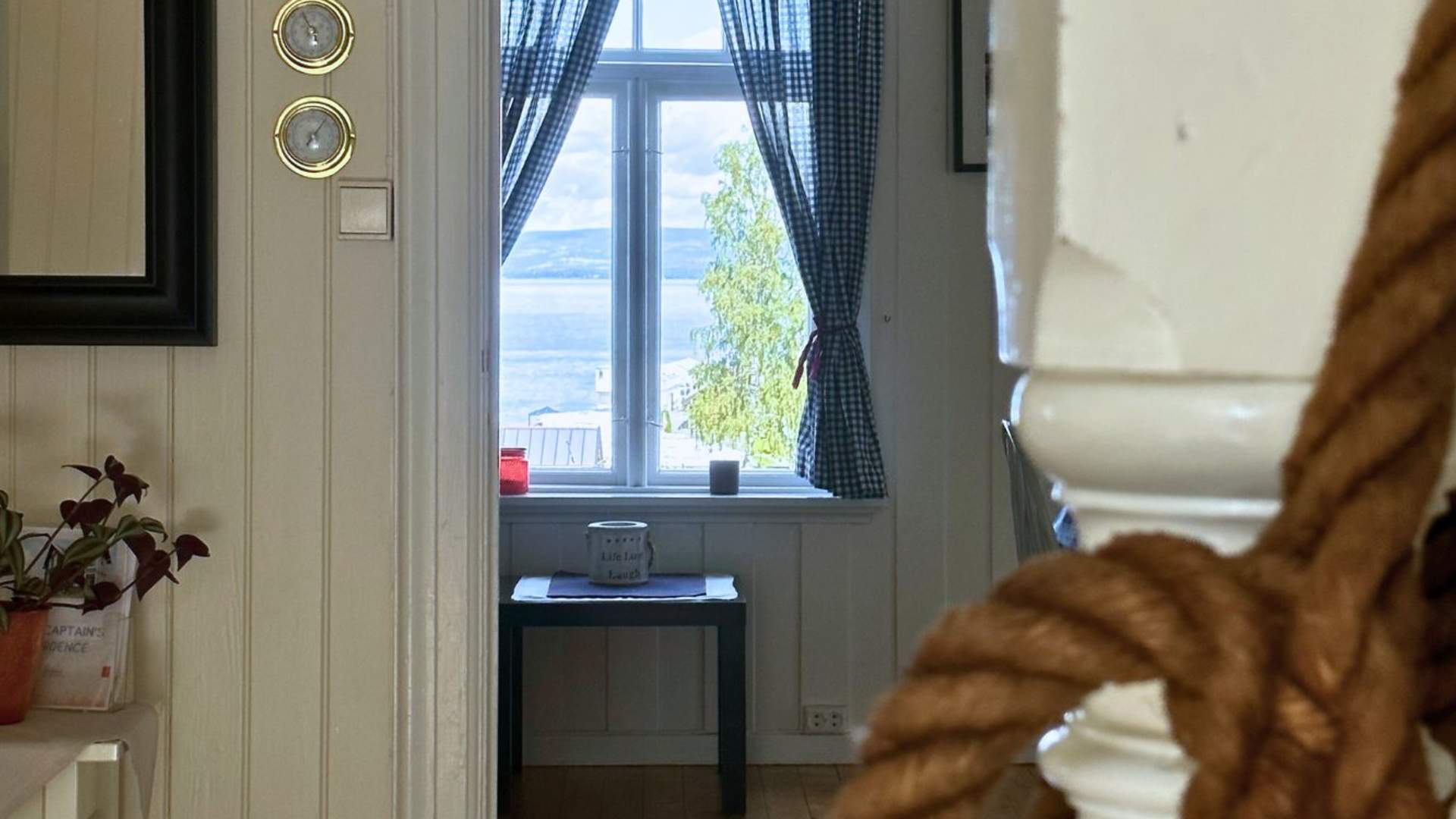 Kapteinsboligen i Evjua Strandpark, interiør