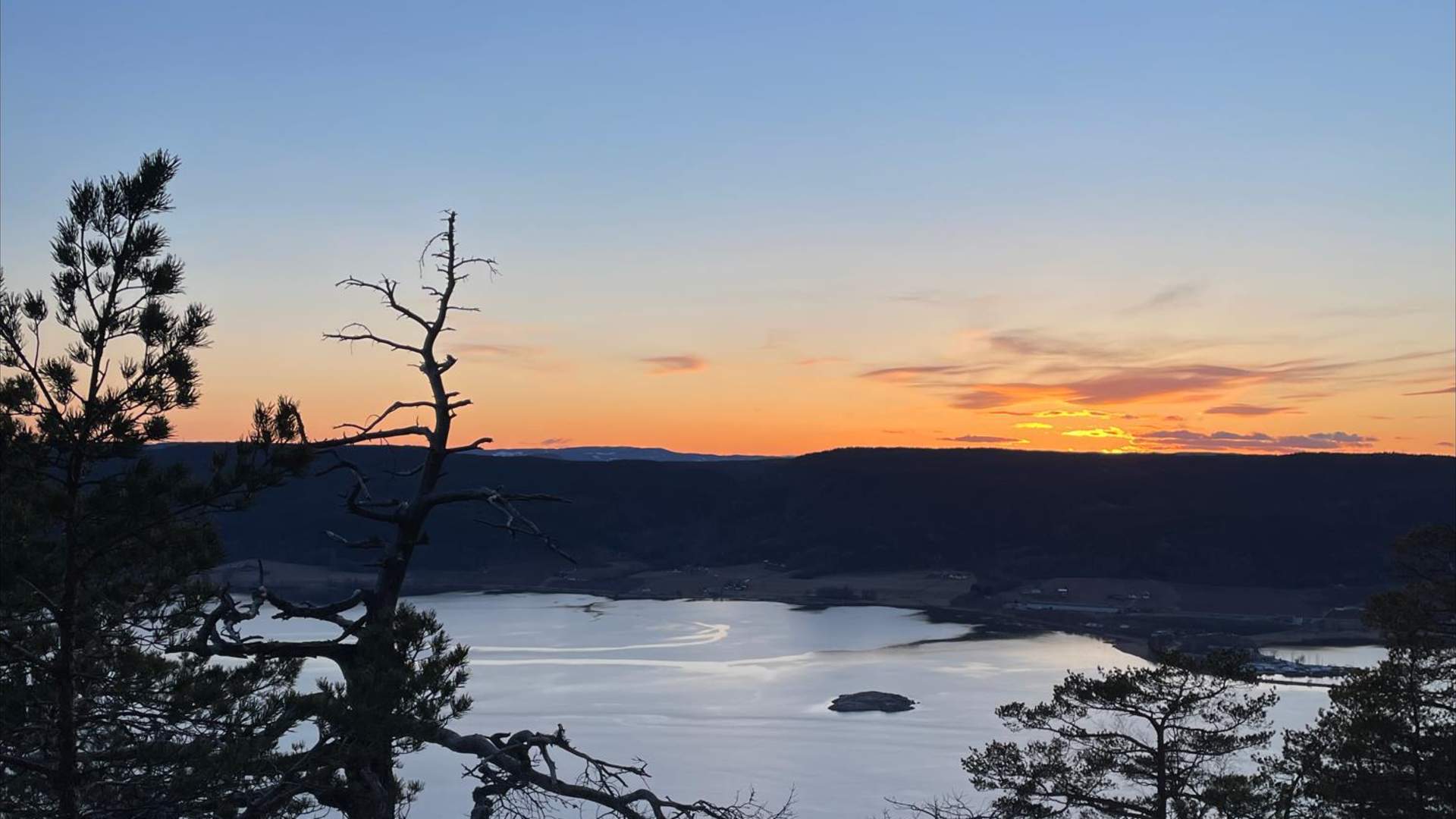 Knivsfjellet_-_bonustur-Tore_Wiken-2021-04-10-606606 (1)