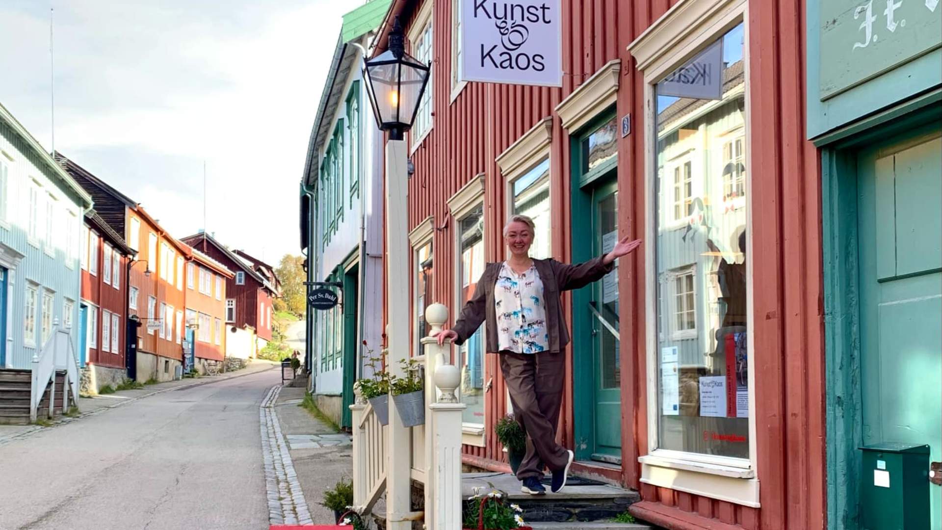 Sommer i galleriet! - Årets sommerutstilling hos Kunst & Kaos