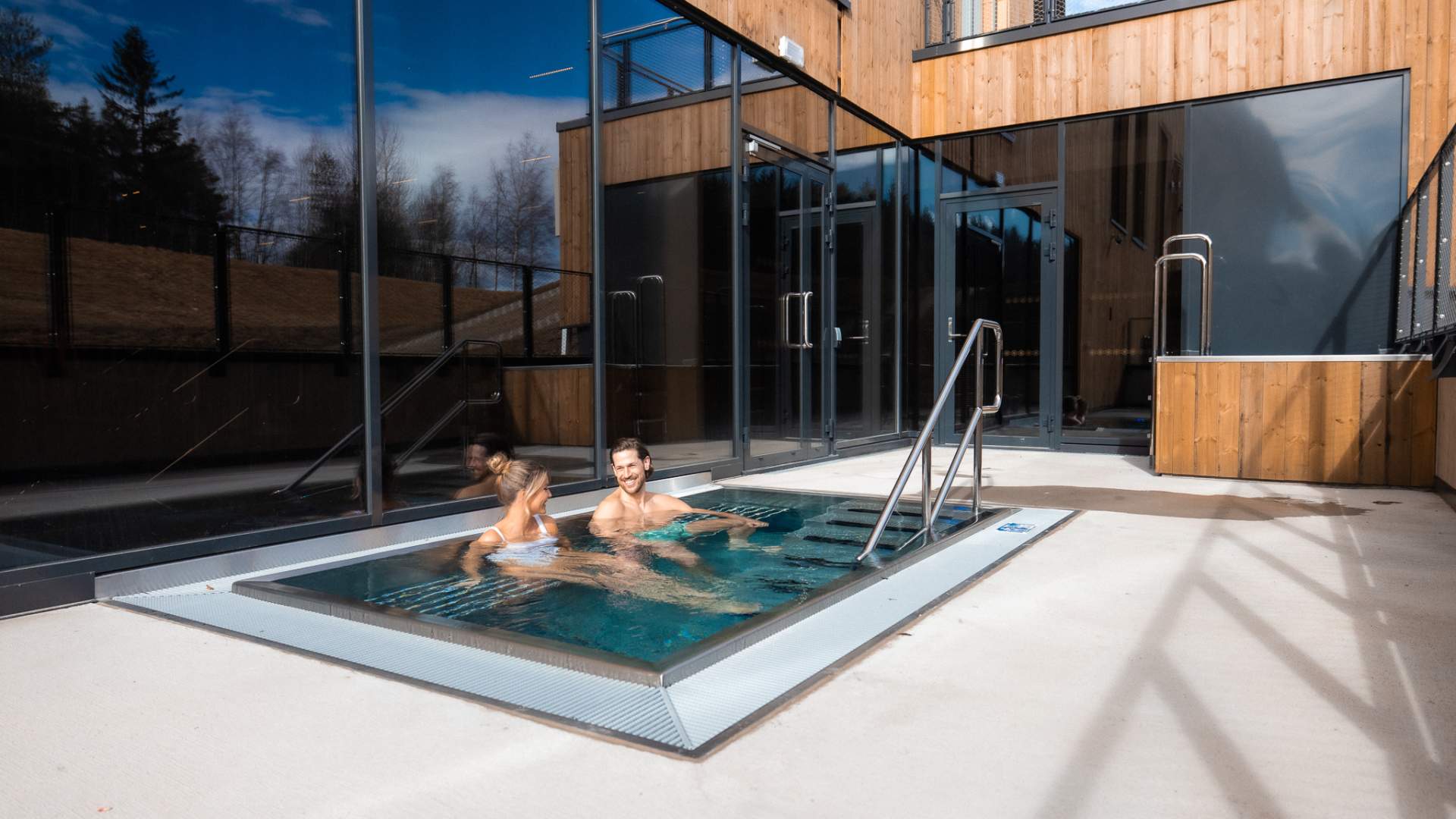 Lily Spa Uteomra°de Lily Country Club