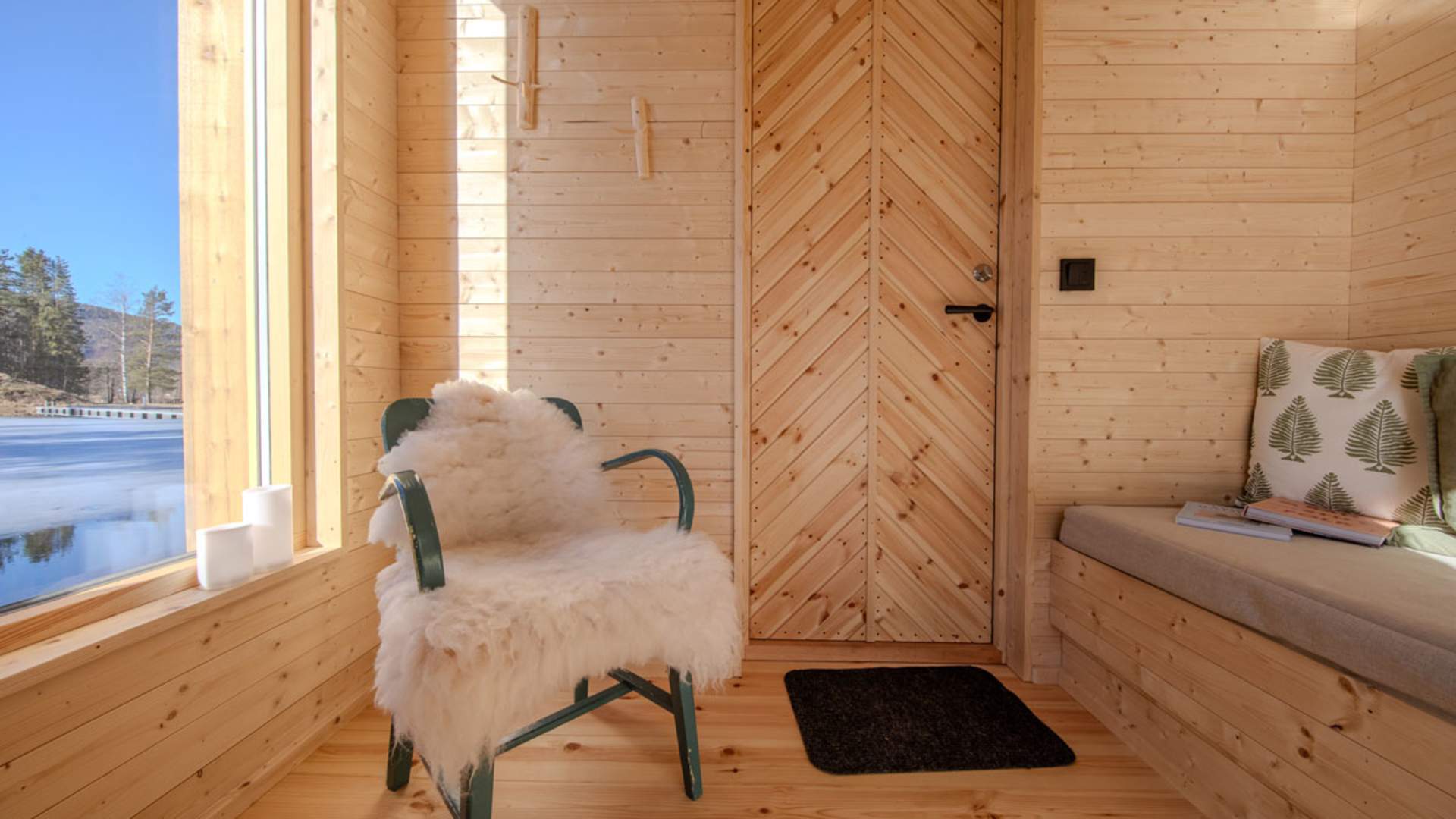 Lunde_skogens-rom-sauna-interiør_FotoNomeVGSdroneservice