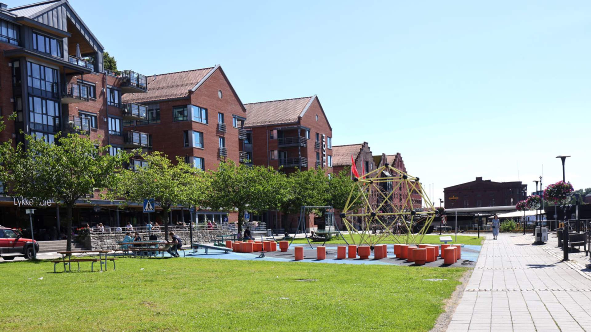 Lykke-Kafé-og-Lekeplassen-i-Skien