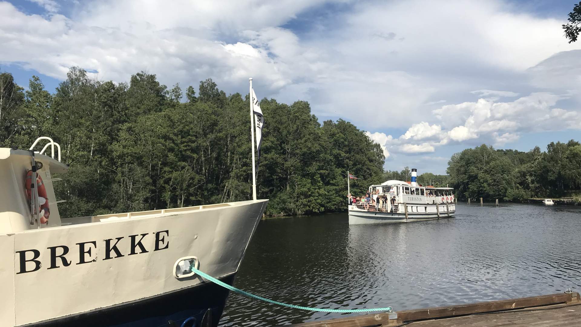 MS Brekke ved Tangen Brygge
