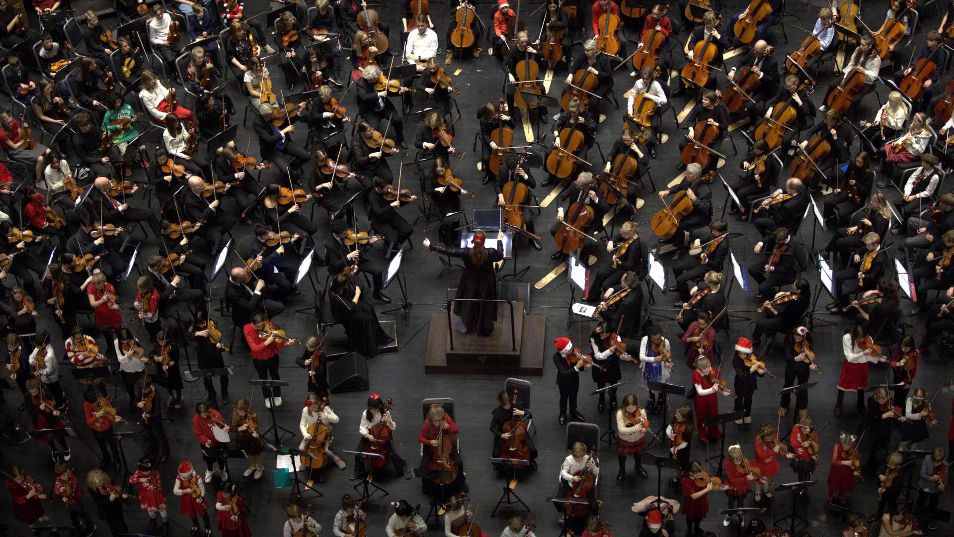 Musikalske-julekort-1-bergen-filharmoniske-orkester-foto-tarjei-hummelsund 1