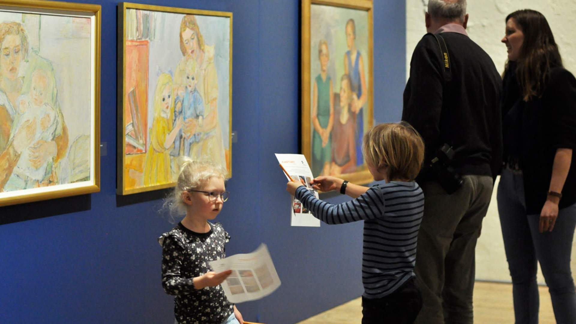 Notodden_folk-på-Telemark-kunstmuseum
